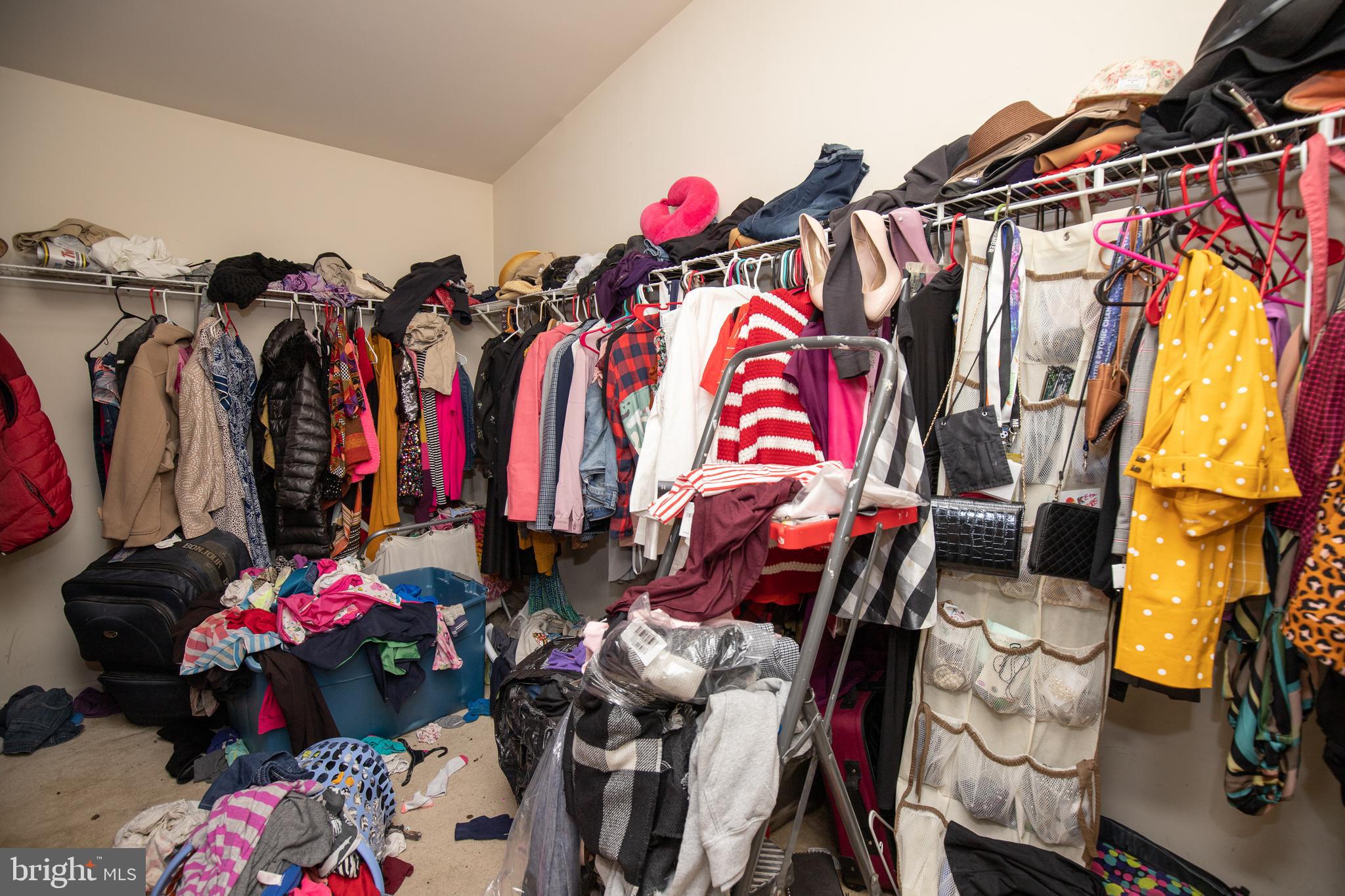 FRANKFORD ESTATES - Residential