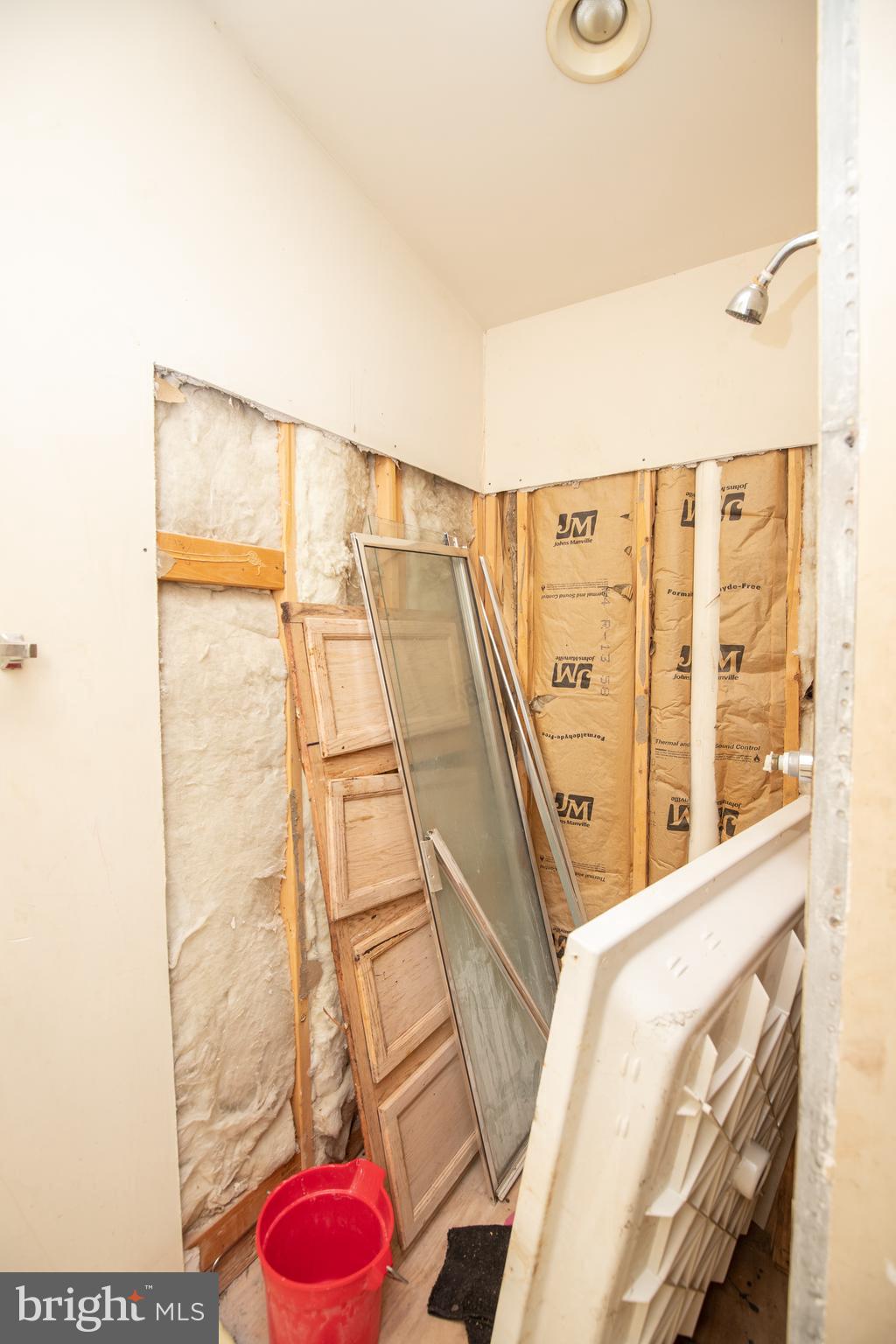 FRANKFORD ESTATES - Residential