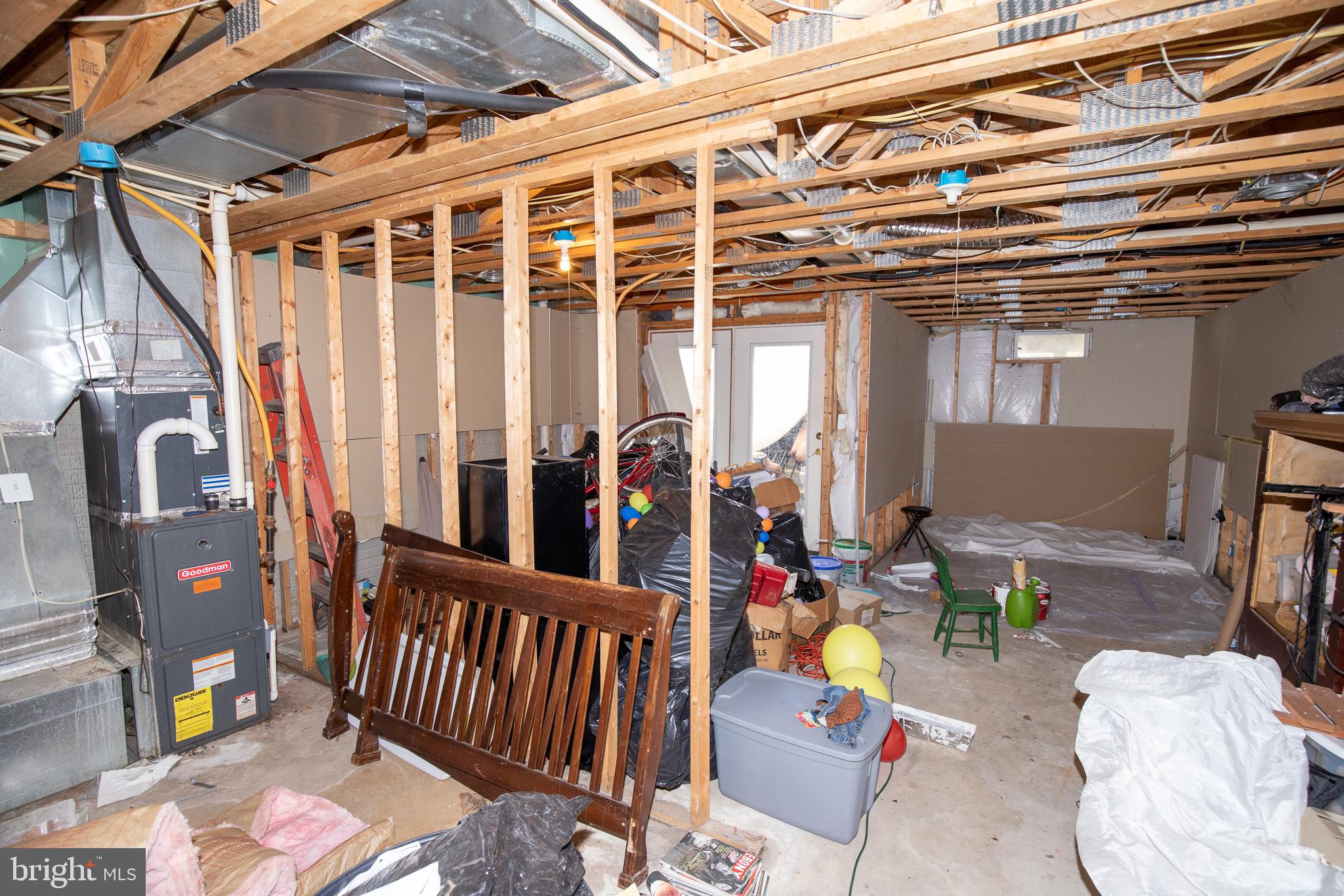 FRANKFORD ESTATES - Residential