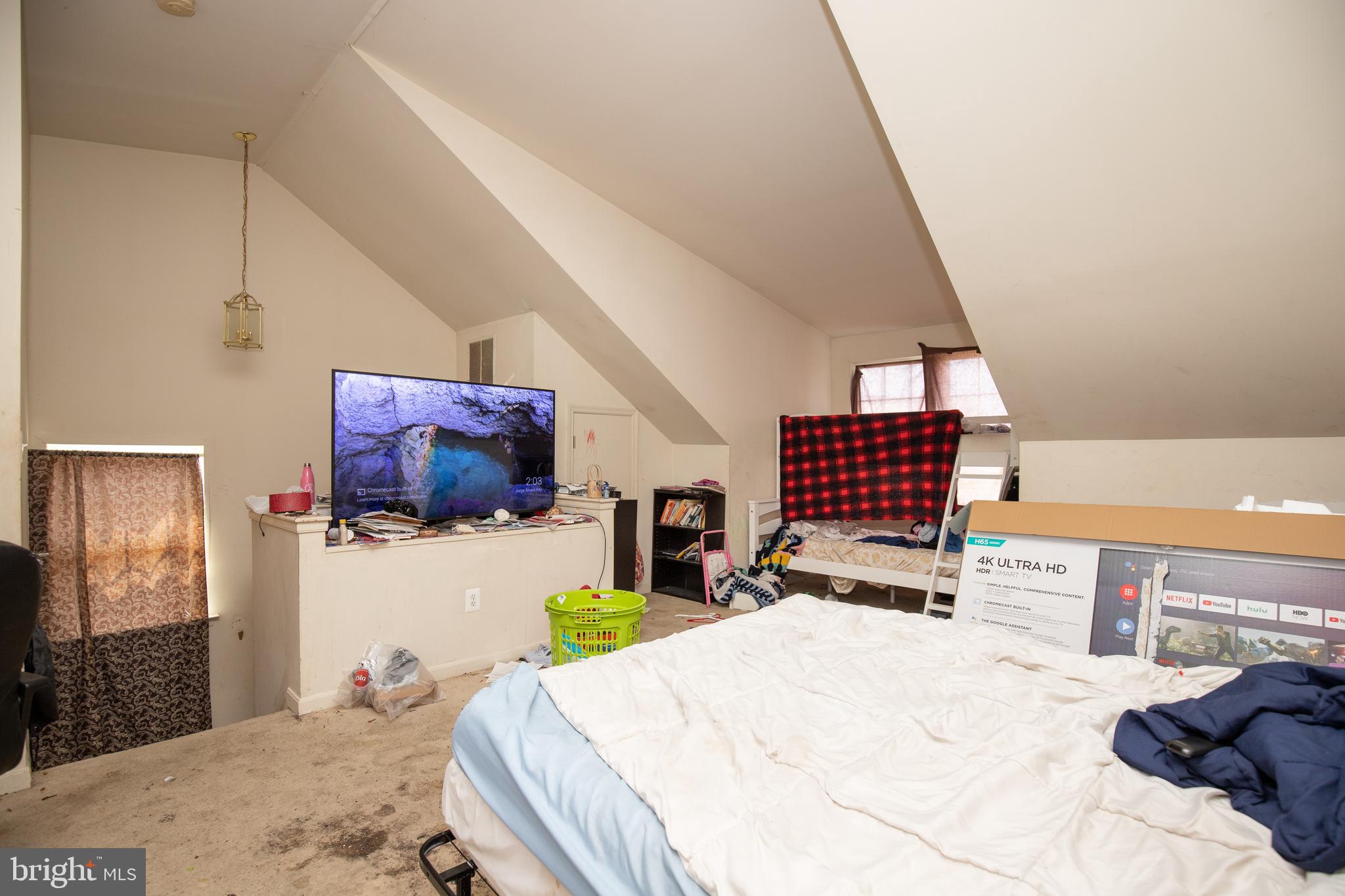 FRANKFORD ESTATES - Residential