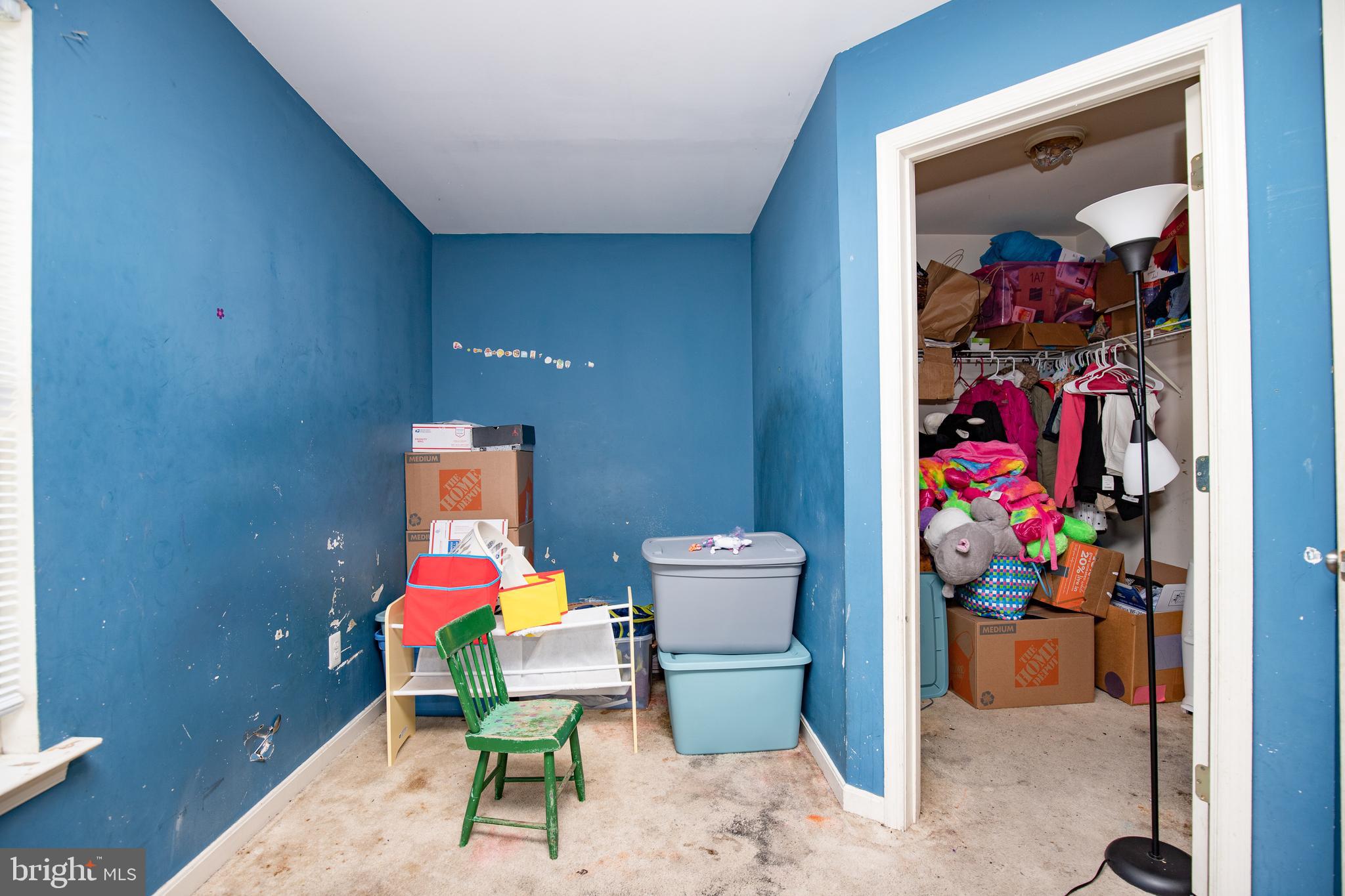 FRANKFORD ESTATES - Residential