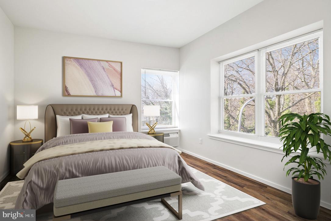 GERMANTOWN - Commercial Sale