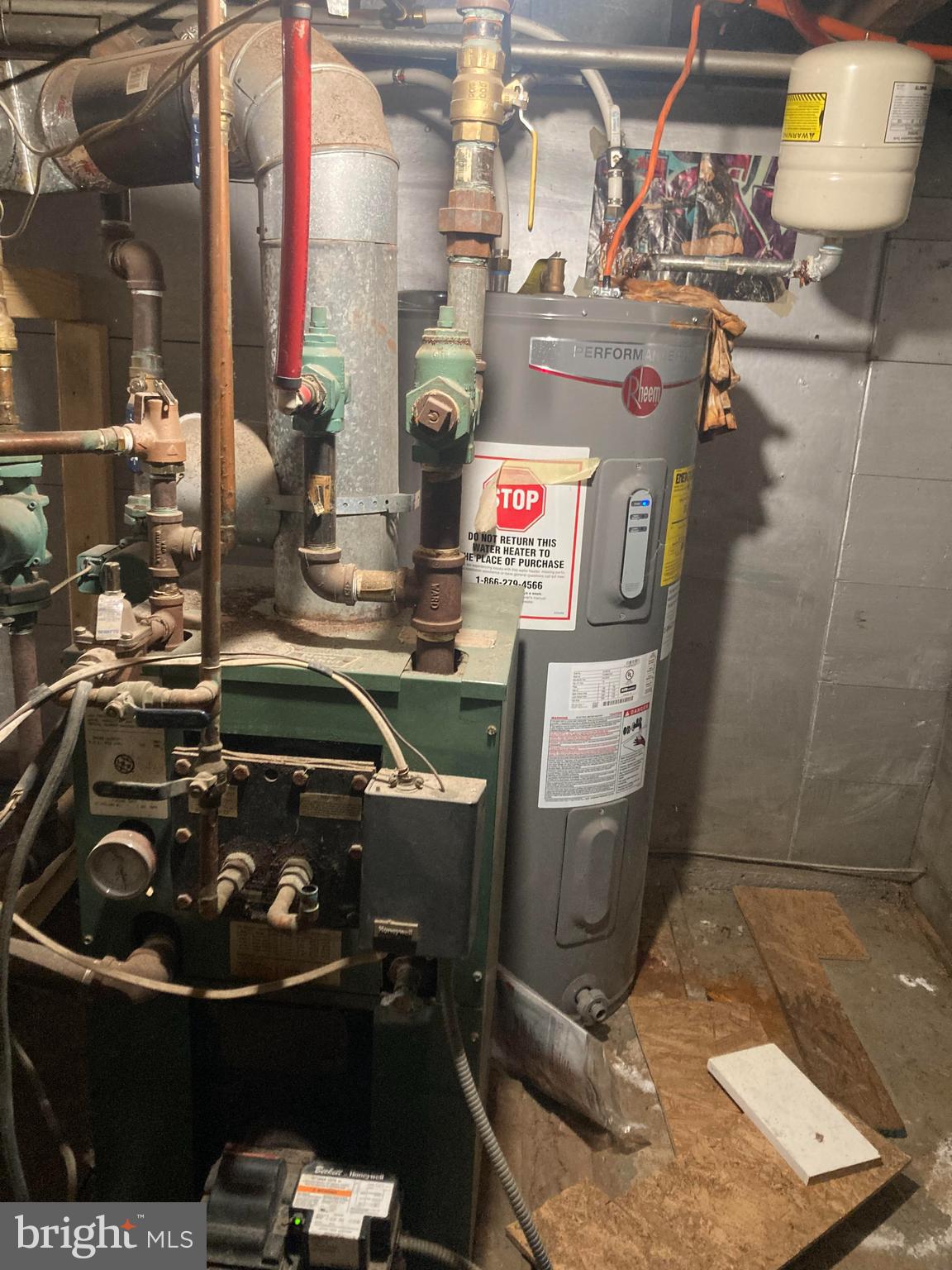 ASHLAND - Residential