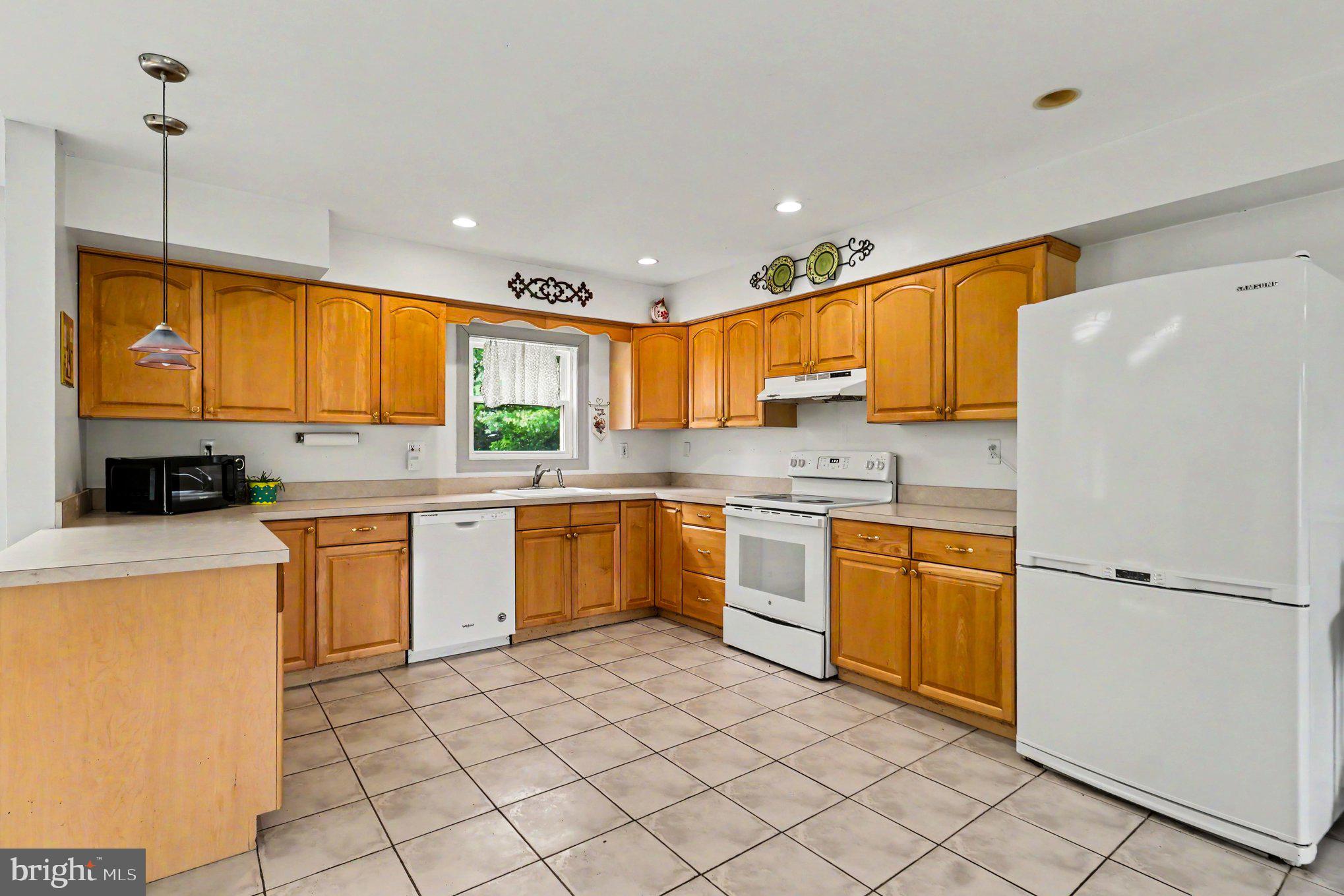 HEATHER HILLS - Residential
