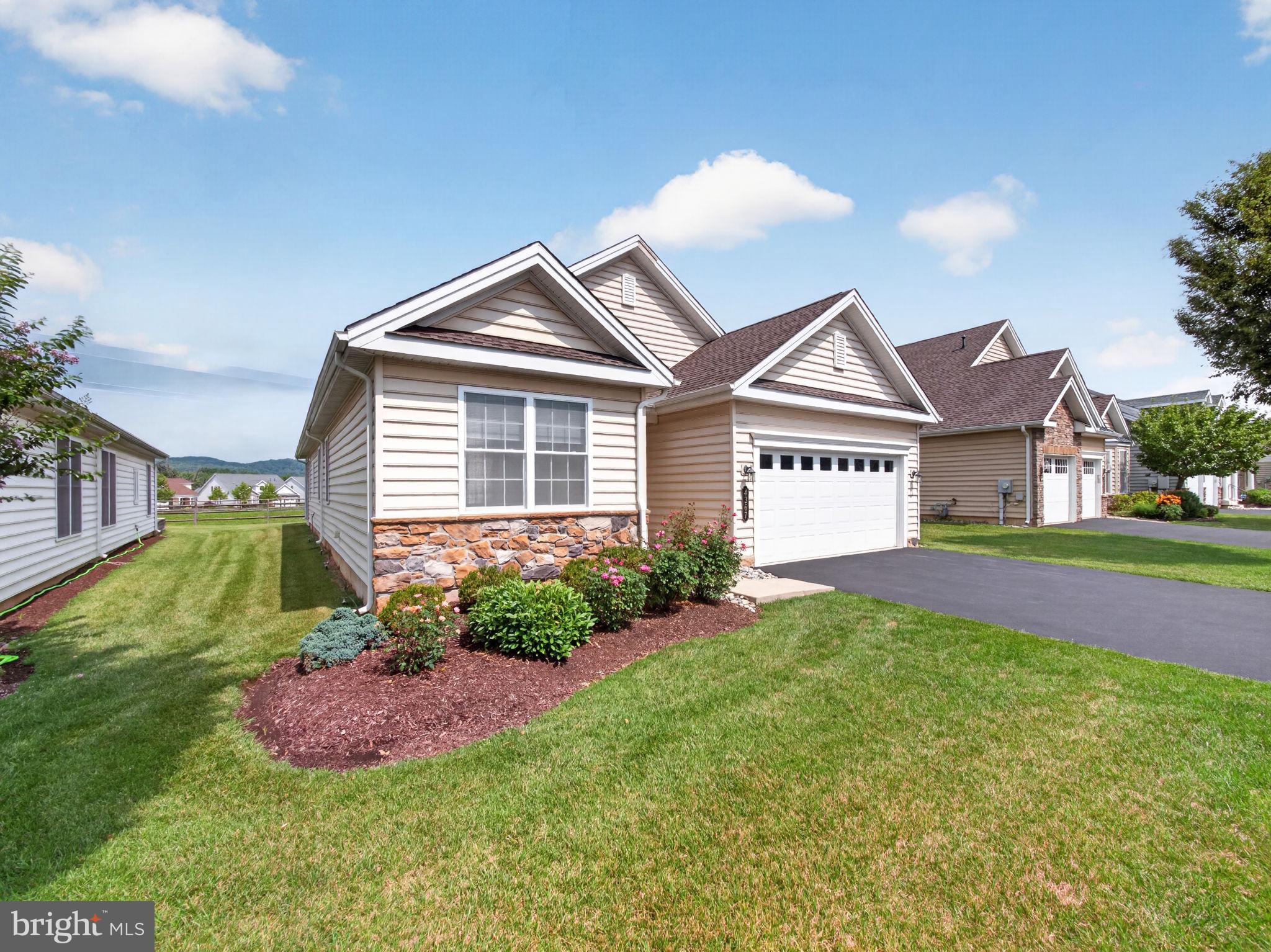 4367 COLONIAL LANE