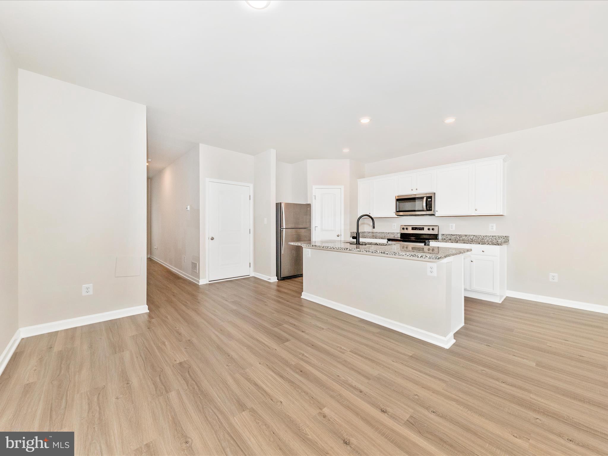 HOMEPLACE AT RIVERSIDE - Residential