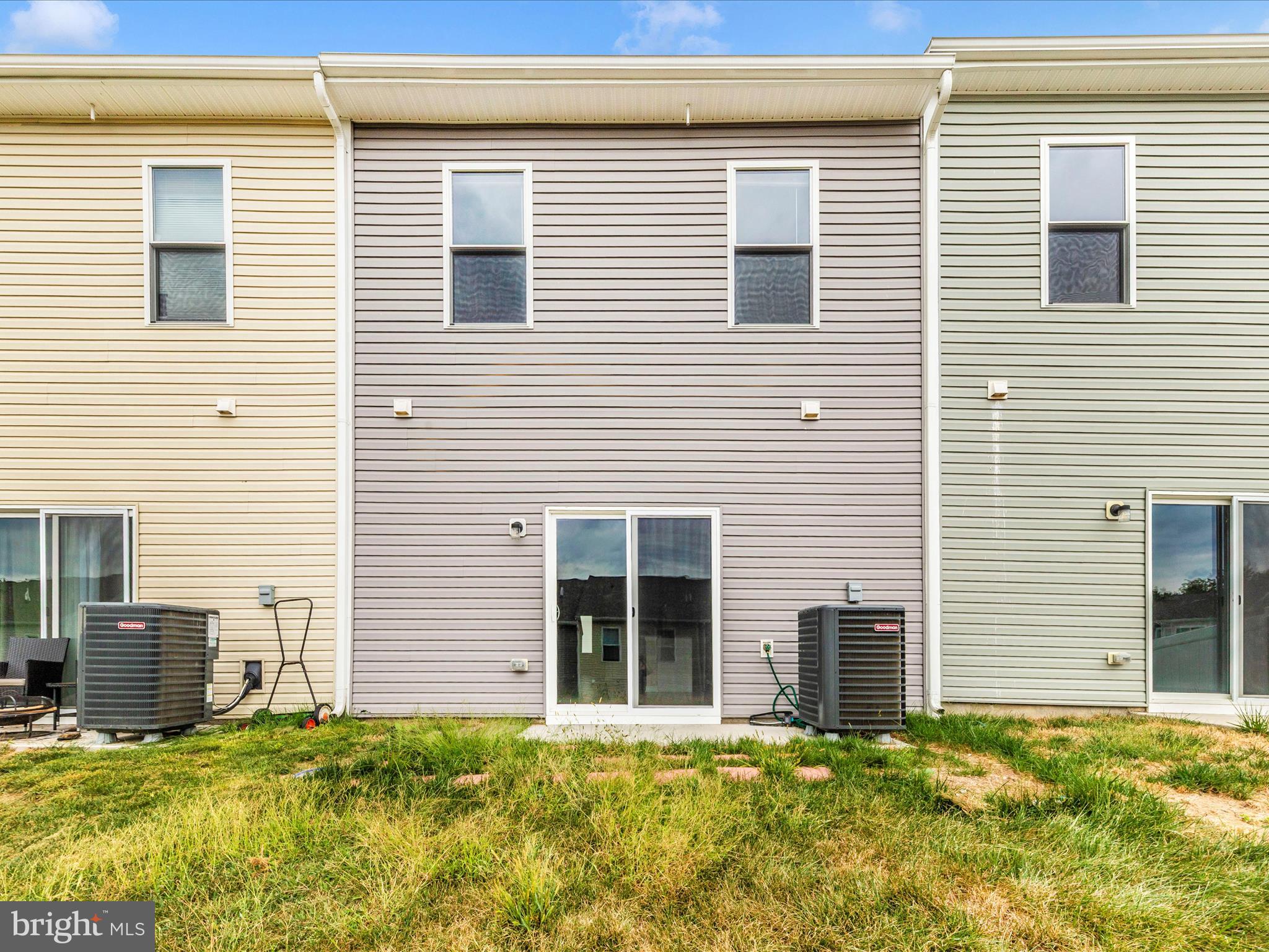 HOMEPLACE AT RIVERSIDE - Residential