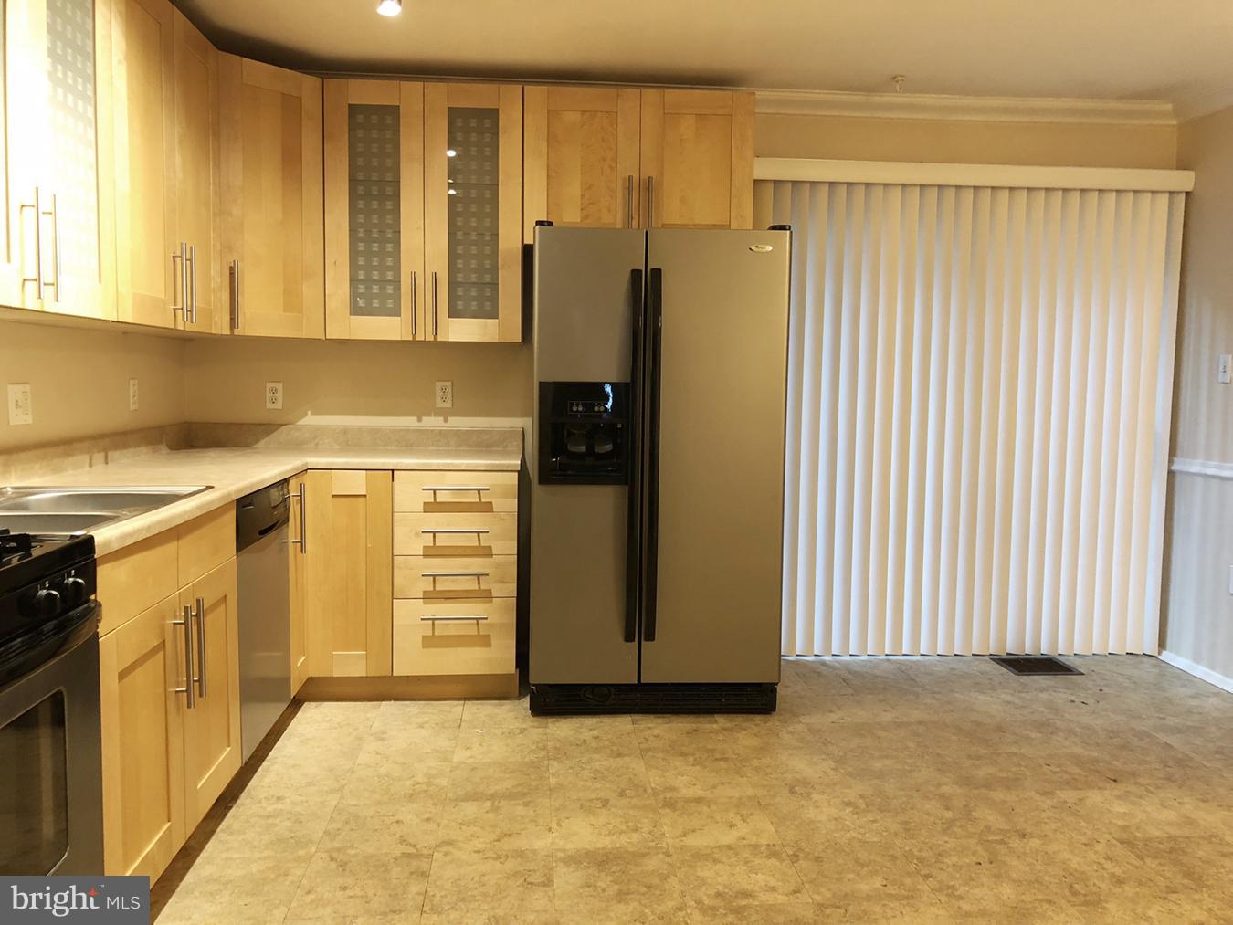 DALE CITY - Residential Lease