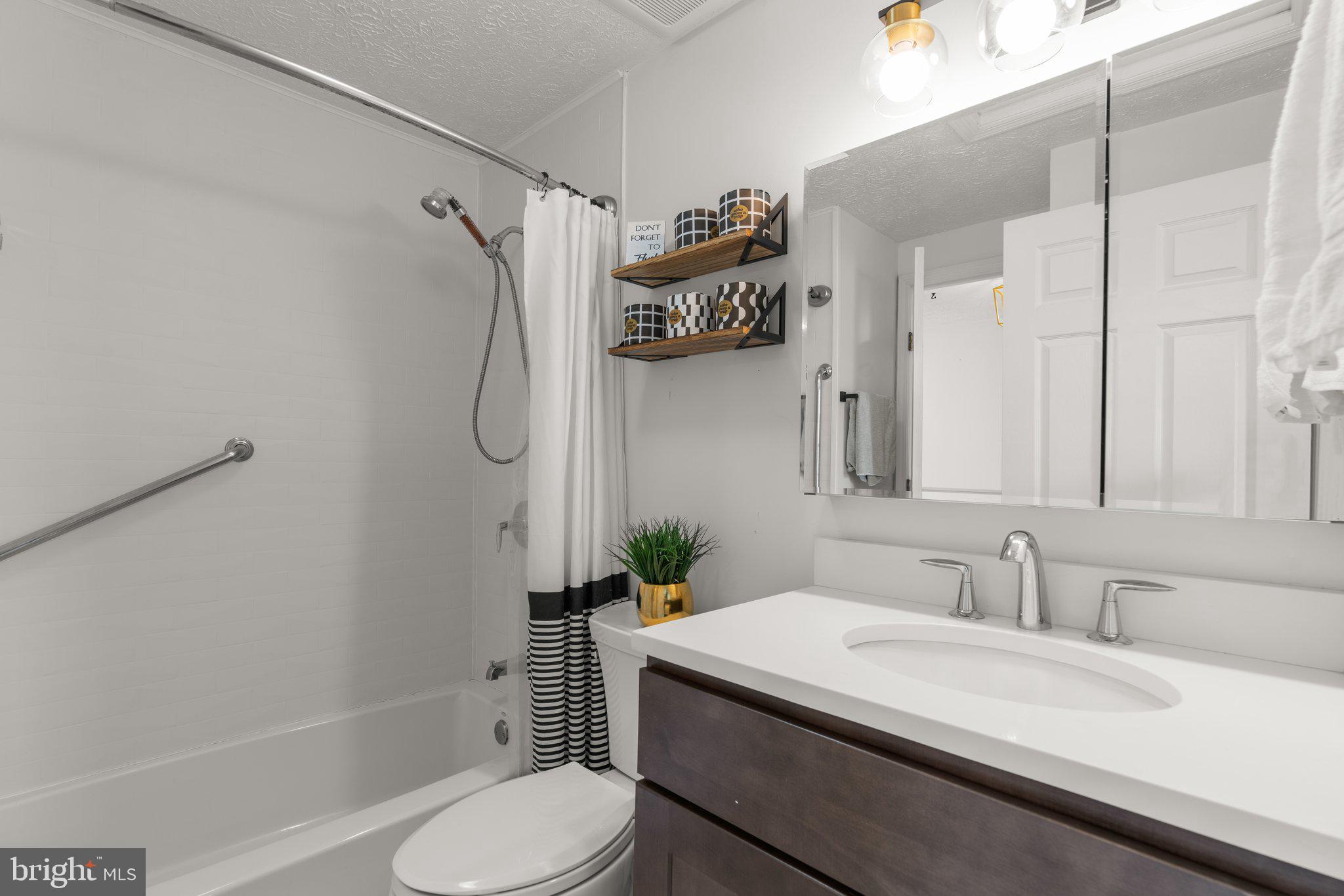 DEERFIELD - Residential