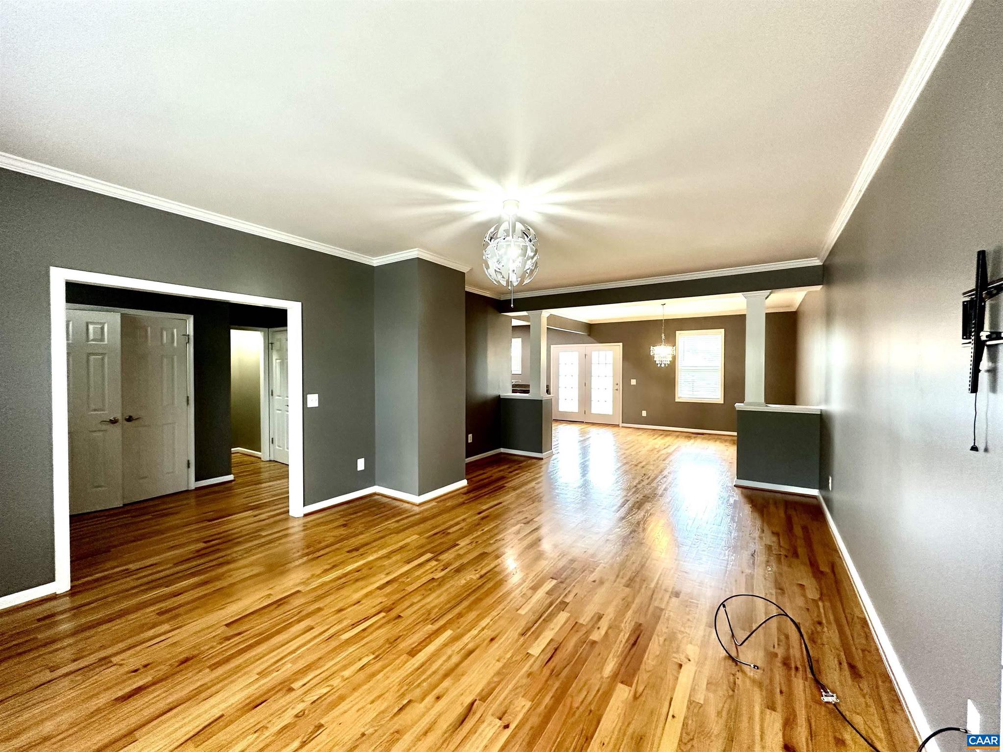 PAVILIONS AT PANTOPS - Residential Lease