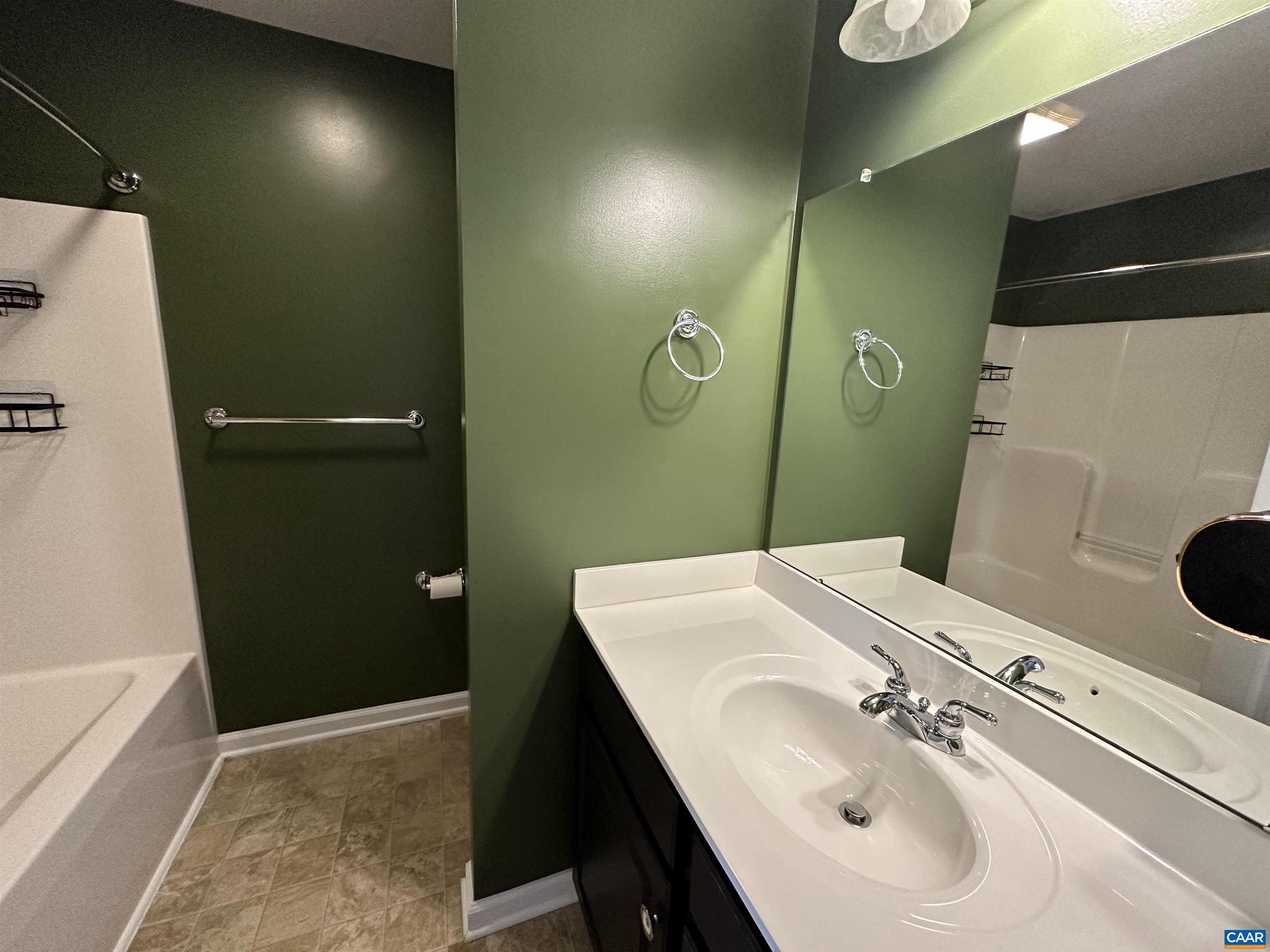 PAVILIONS AT PANTOPS - Residential Lease