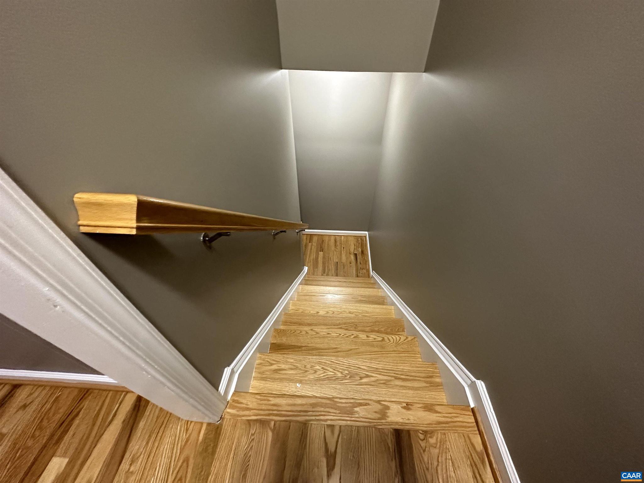 PAVILIONS AT PANTOPS - Residential Lease