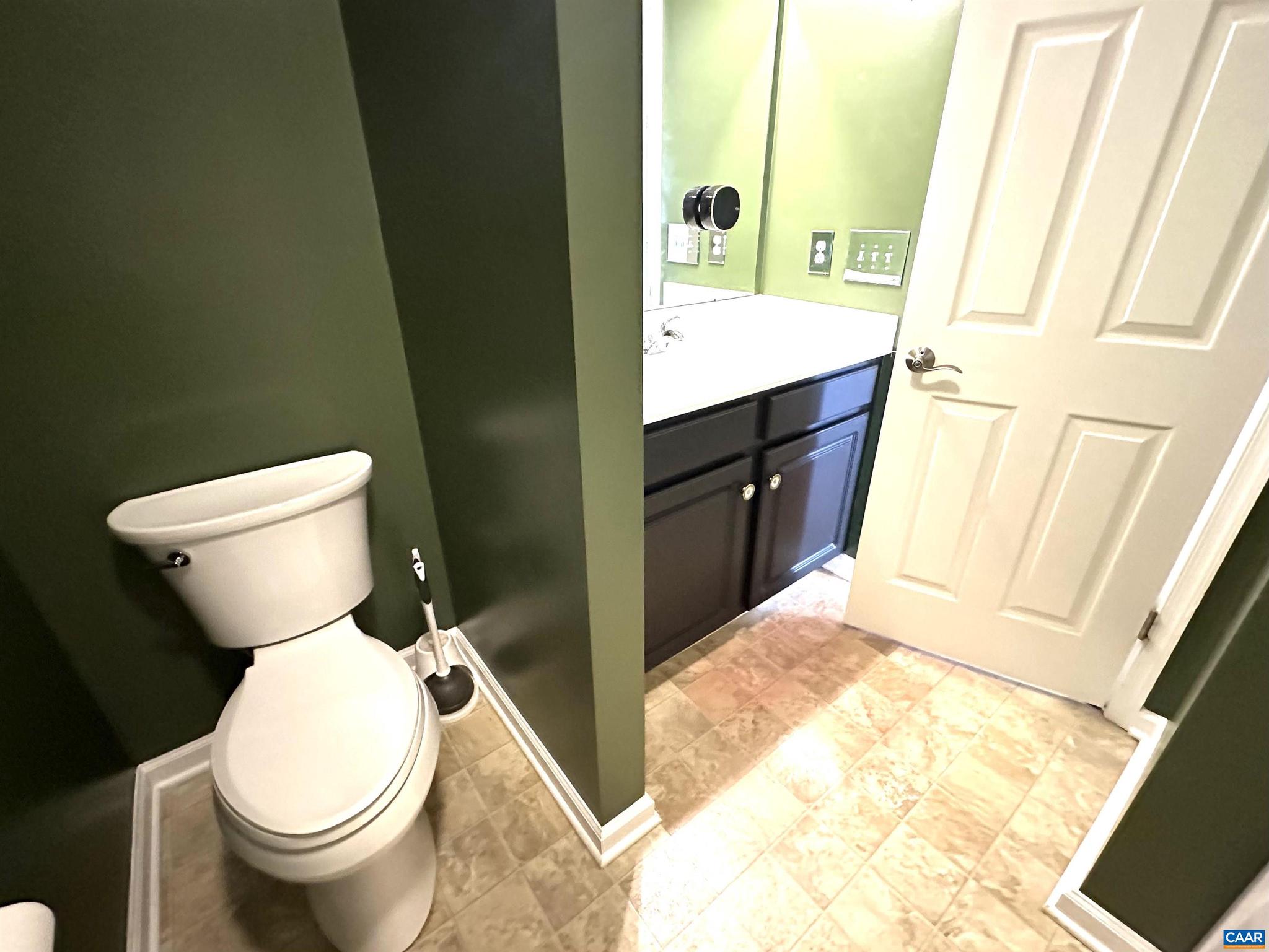 PAVILIONS AT PANTOPS - Residential Lease