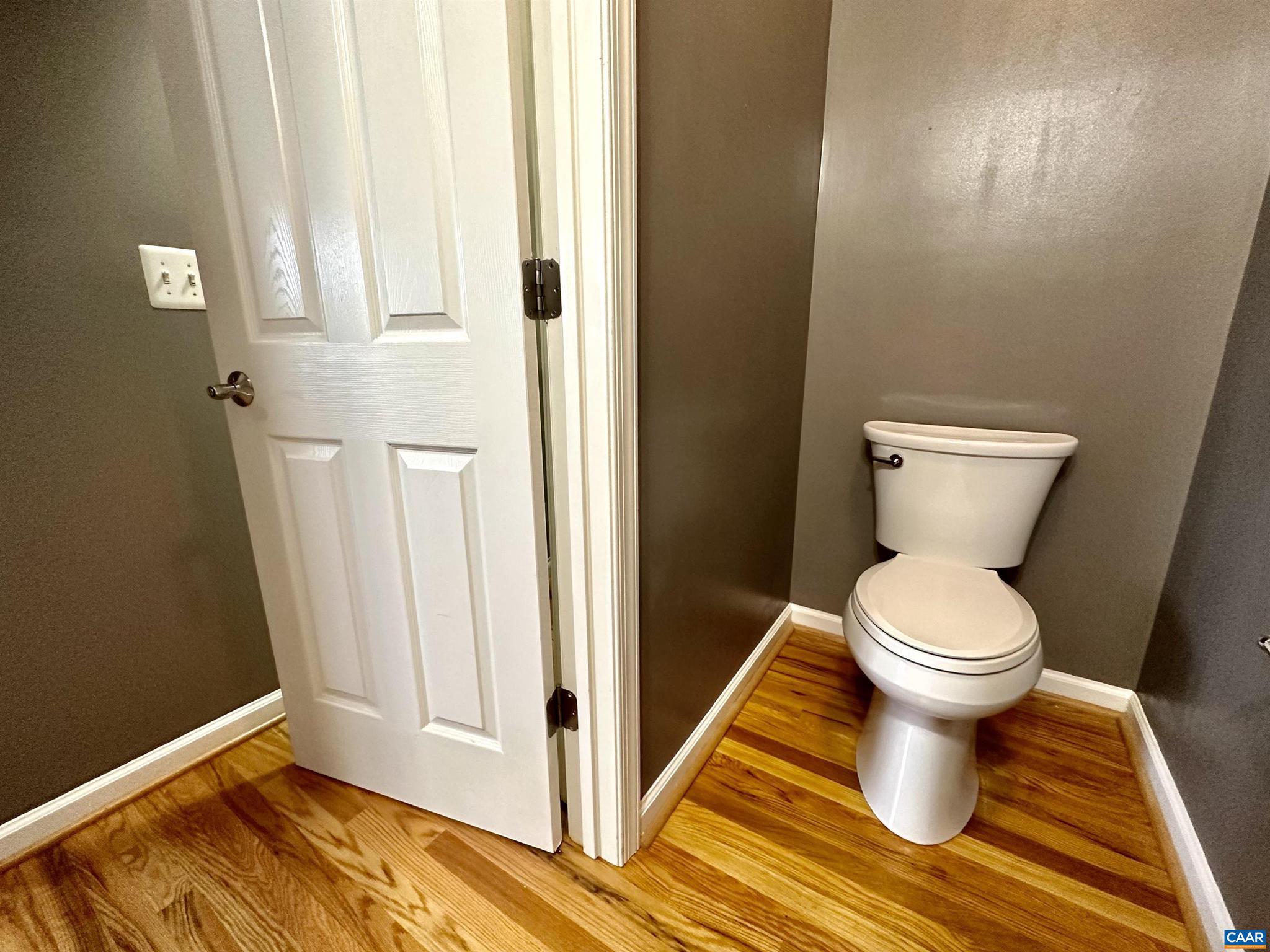 PAVILIONS AT PANTOPS - Residential Lease