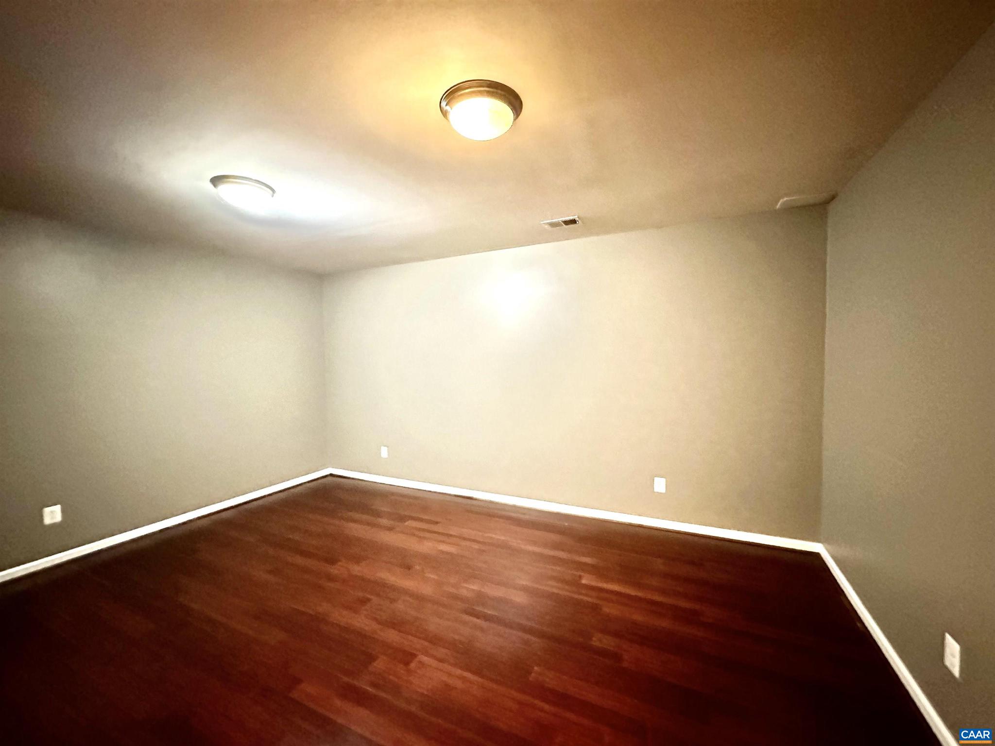 PAVILIONS AT PANTOPS - Residential Lease