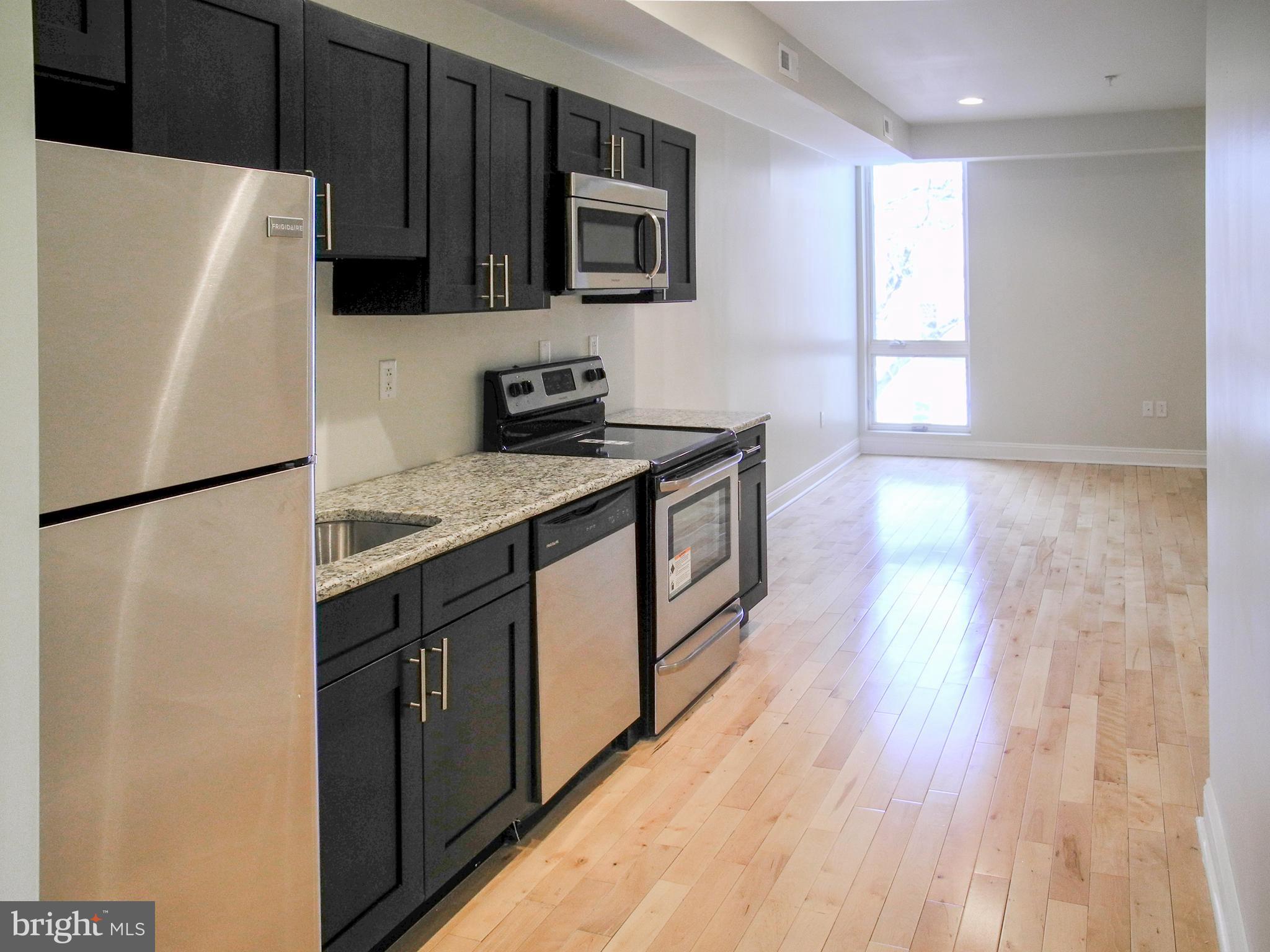 *Available Now!*
Spacious 2 bedroom, 2 full bathroom unit in a modern apartment building! With a generously sized living room with a stunning kitchen complete with stainless steel appliances, modern finishes, plenty of cabinet space and granite counter tops, you'll never want to leave! The bedrooms are spacious with bright windows for beautiful natural lighting and come with large closets. The unit also features central air, hardwood floors and washer/dryer in unit.
Lease Terms: Generally, 1st month, and 1 month security deposit due at, or prior to, lease signing. Other terms may be required by Landlord such as last month's rent upfront. $65 application fee per applicant. Tenants are responsible for: electricity, gas (if applicable), cable/internet and $10/mo technology fee. Water is a flat monthly fee of $75. Additional fees or requirements may be applicable for units with Homeowners or Condo Associations. Landlord Requirements: Applicants to make 3x the monthly rent in verifiable gross income, credit history to be considered, no evictions within the past 5 years, and must have a verifiable rental history with on-time rental payments. Exceptions to this criteria may exist under the law and will be considered. Cosigners will be considered.
*Price reflects the net effective rent after a 1-month credit is applied at $1,500/mo.
*Sorry, no pets