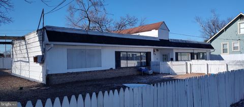 Photo of 308 Compton Avenue, LAUREL, MD 20707 (MLS # MDPG2189642)