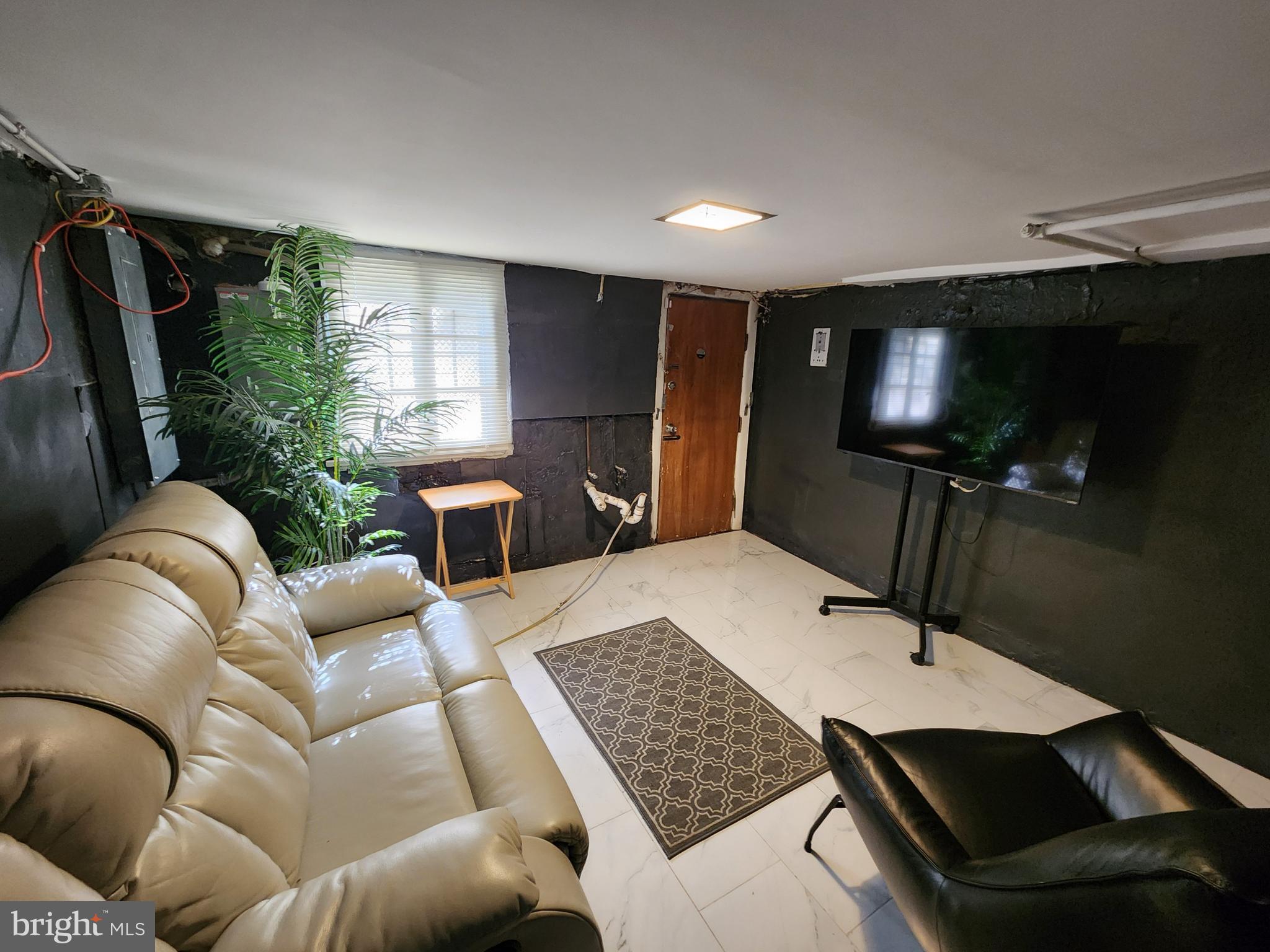 FRANKLIN SQUARE HISTORIC DISTRICT - Residential