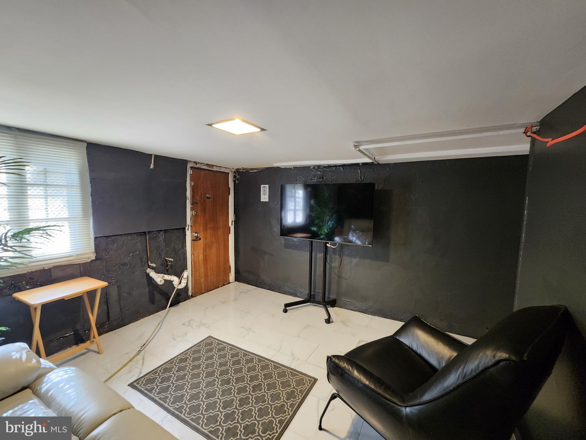 FRANKLIN SQUARE HISTORIC DISTRICT - Residential