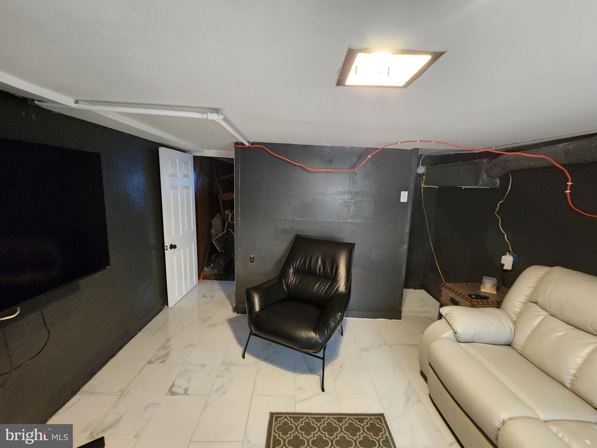 FRANKLIN SQUARE HISTORIC DISTRICT - Residential