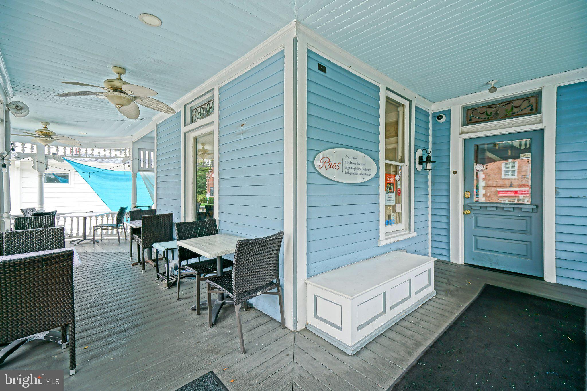 210 SAVANNAH ROAD