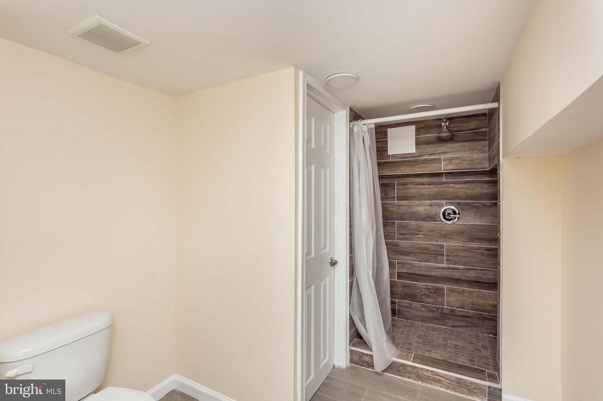 COLD SPRING NEWTOWN - Residential