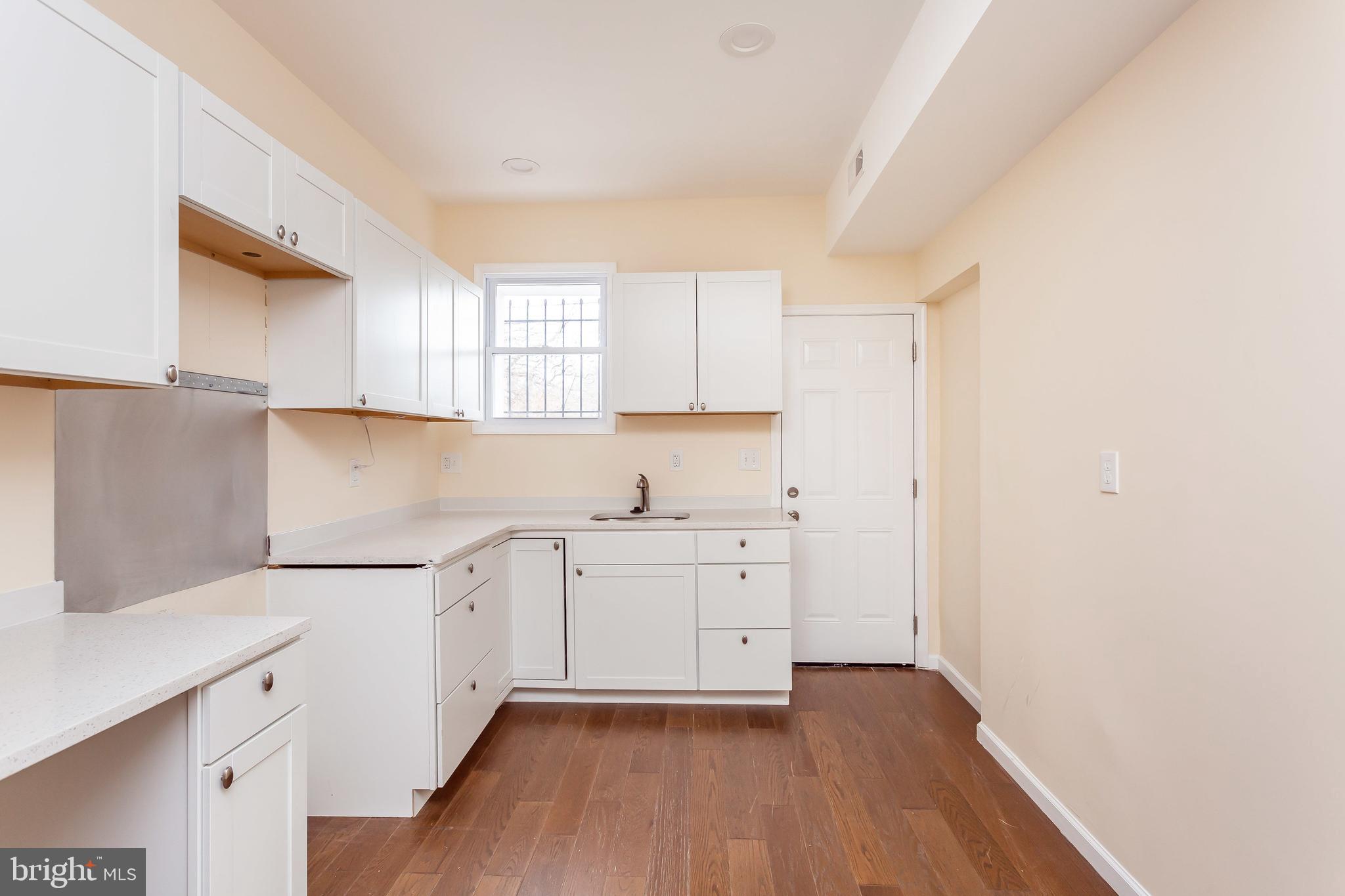 COLD SPRING NEWTOWN - Residential