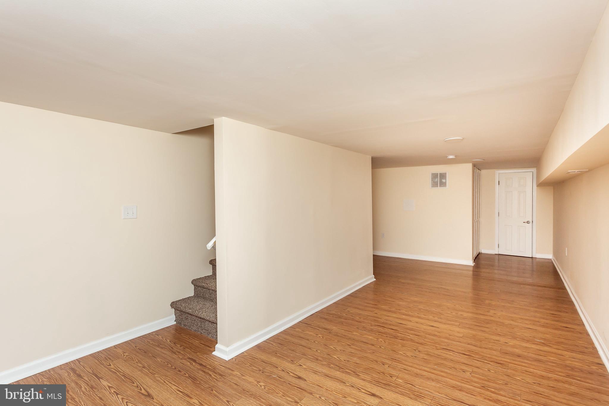 COLD SPRING NEWTOWN - Residential