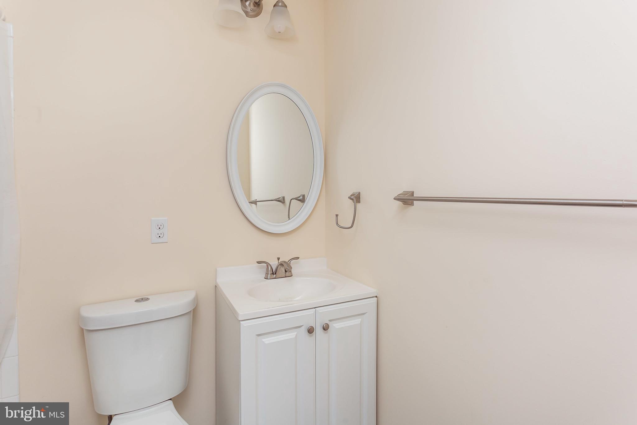 COLD SPRING NEWTOWN - Residential