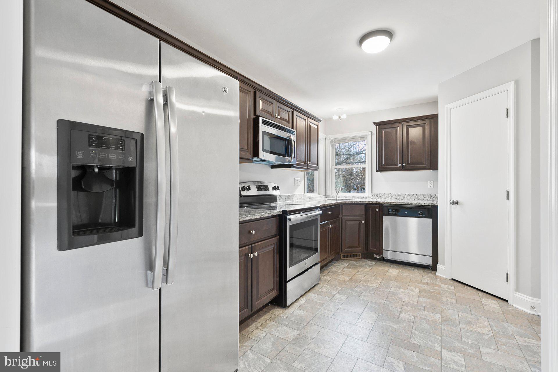 TOWN CREEK - Residential