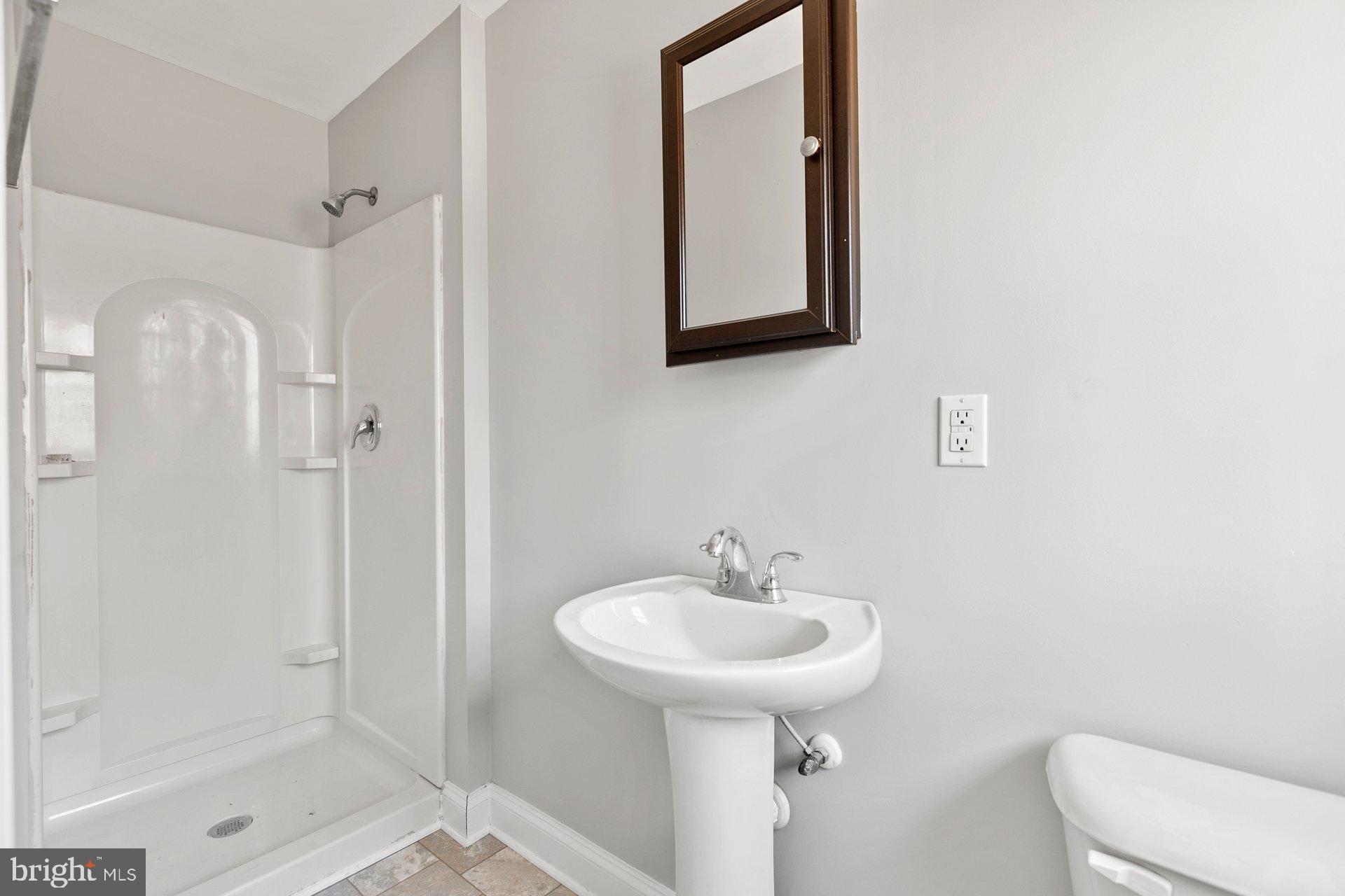 TOWN CREEK - Residential