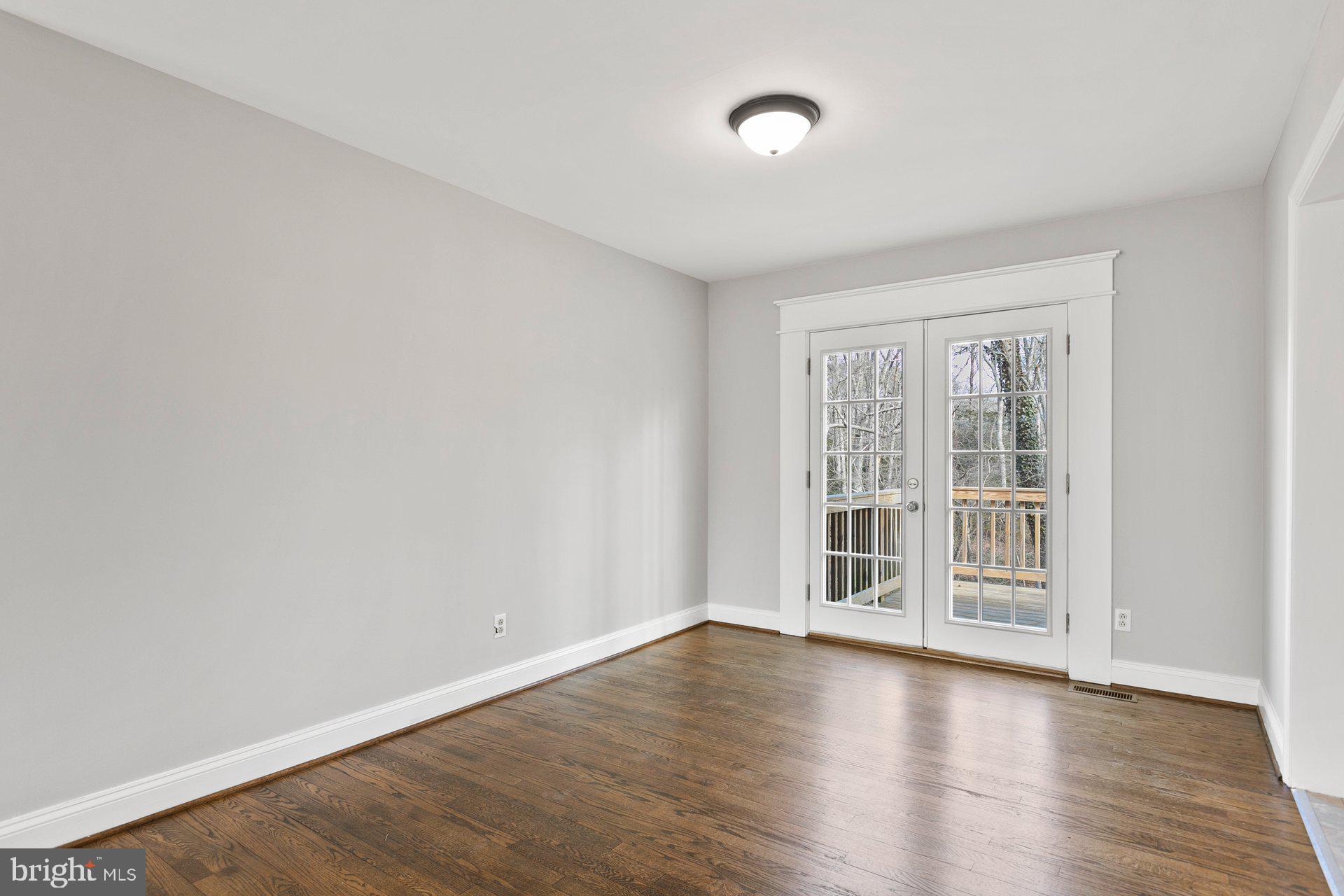 TOWN CREEK - Residential