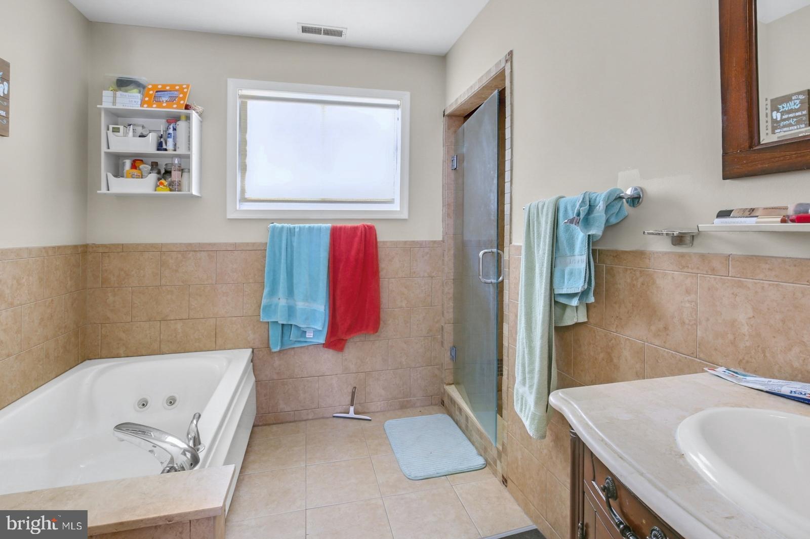 BELLA VISTA - Residential Lease