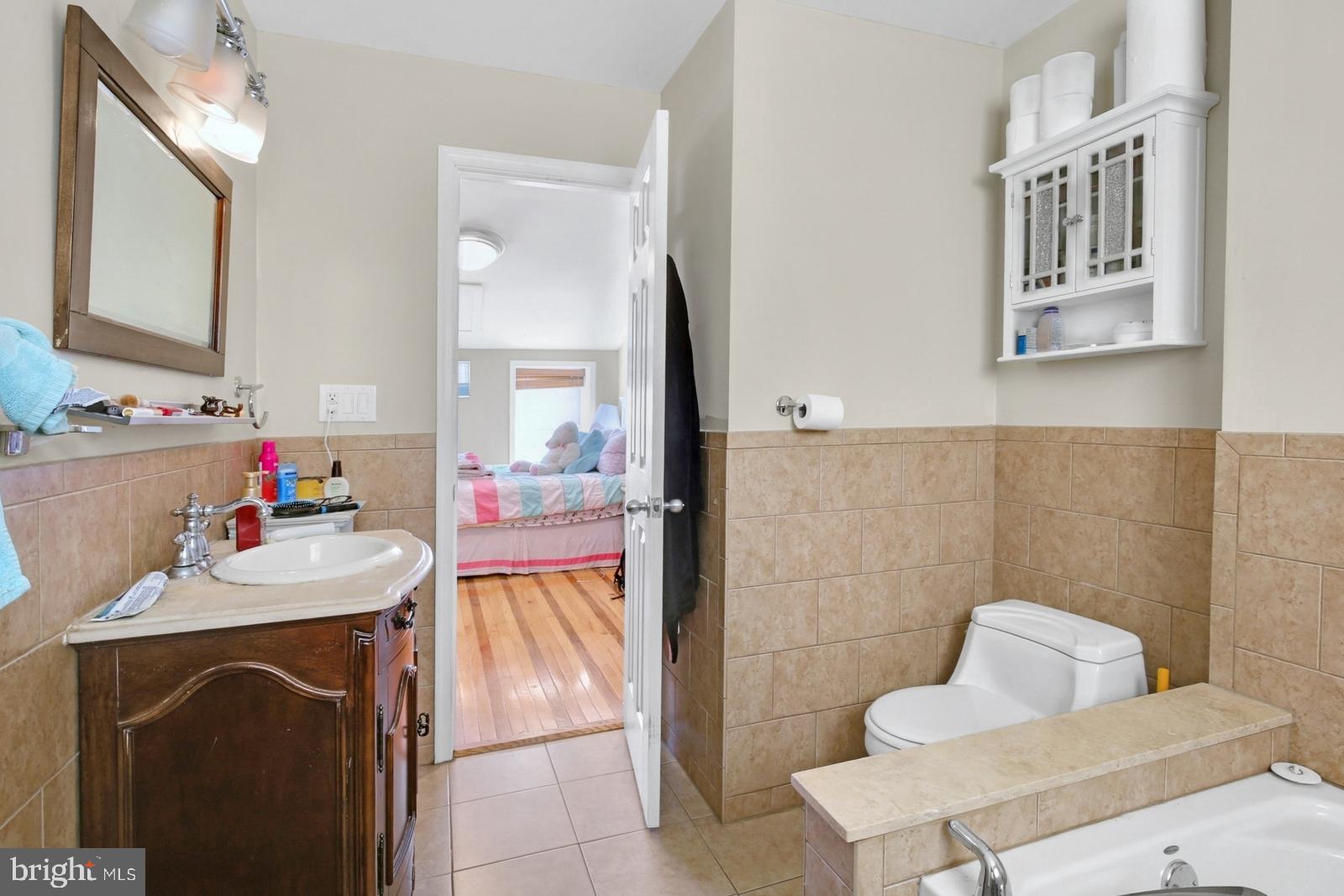BELLA VISTA - Residential Lease
