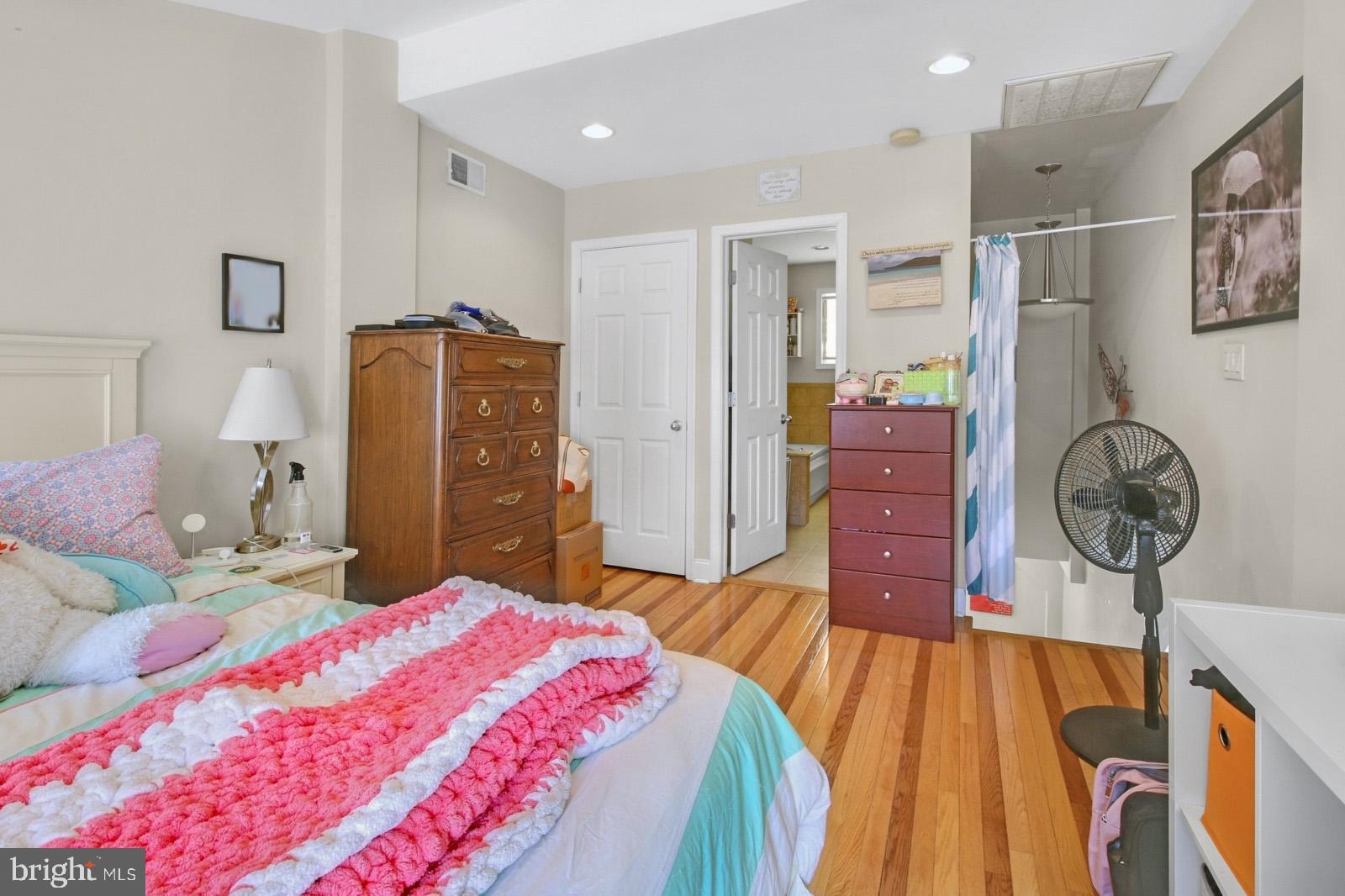BELLA VISTA - Residential Lease