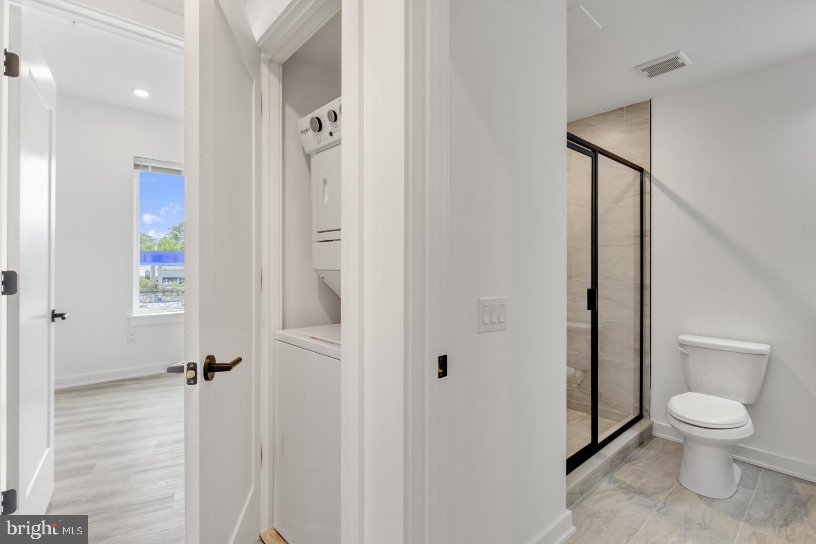 EAST KENSINGTON - Residential Lease