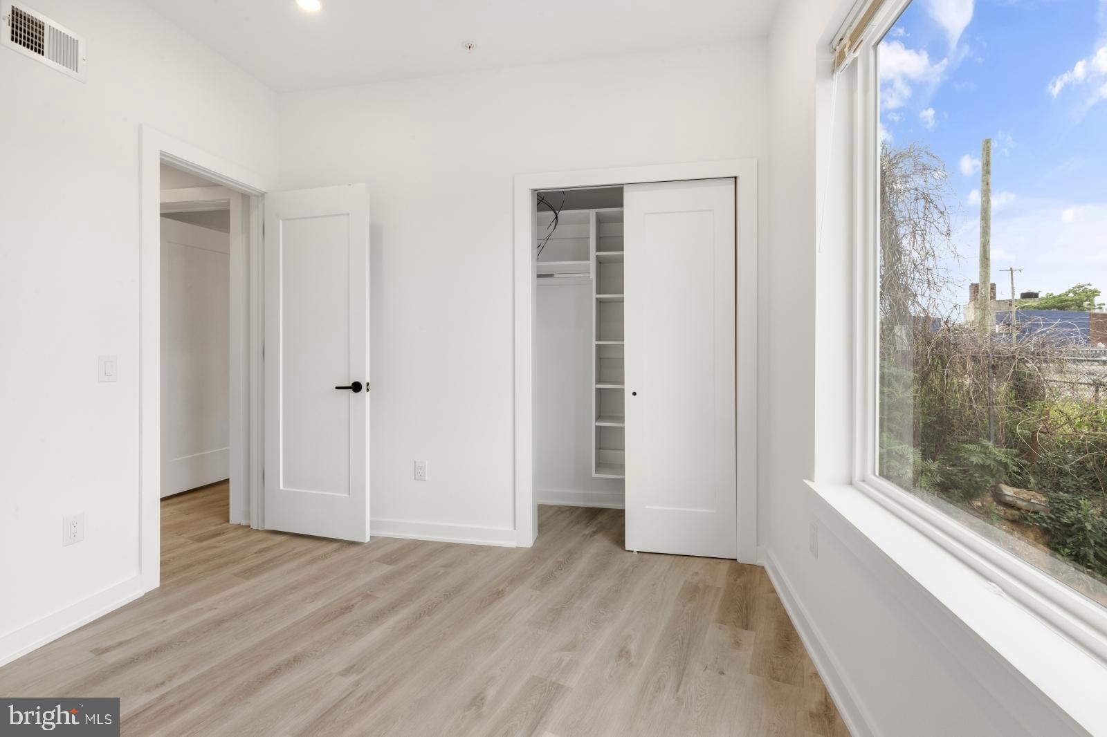 EAST KENSINGTON - Residential Lease