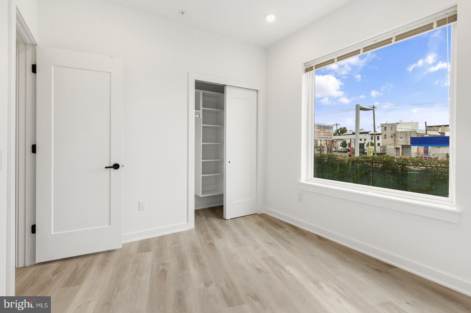 EAST KENSINGTON - Residential Lease