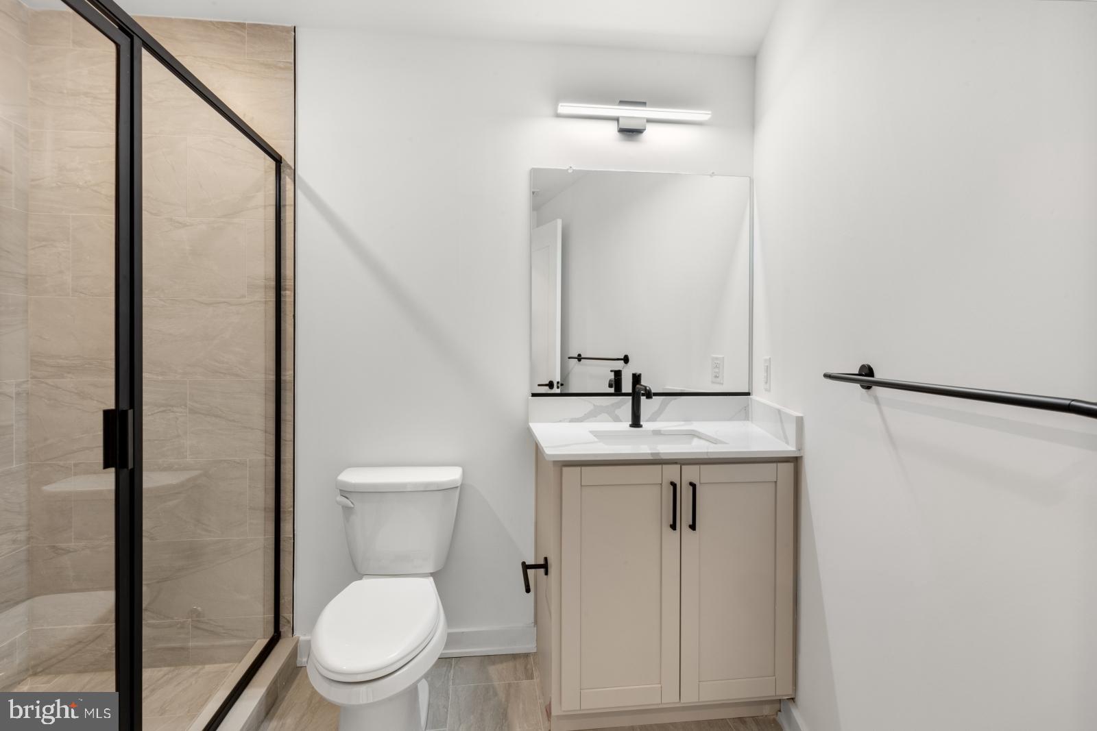 EAST KENSINGTON - Residential Lease