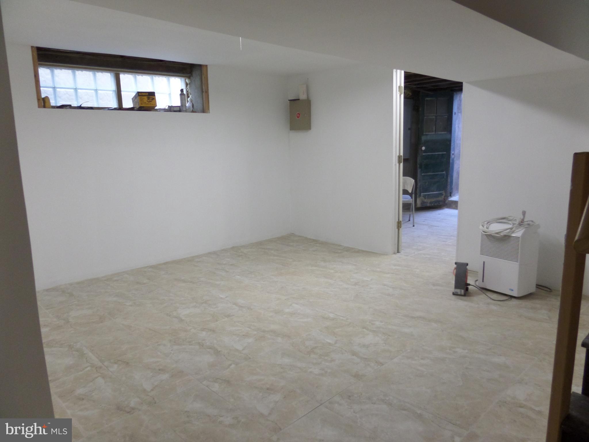 ROWLAND PARK - Residential