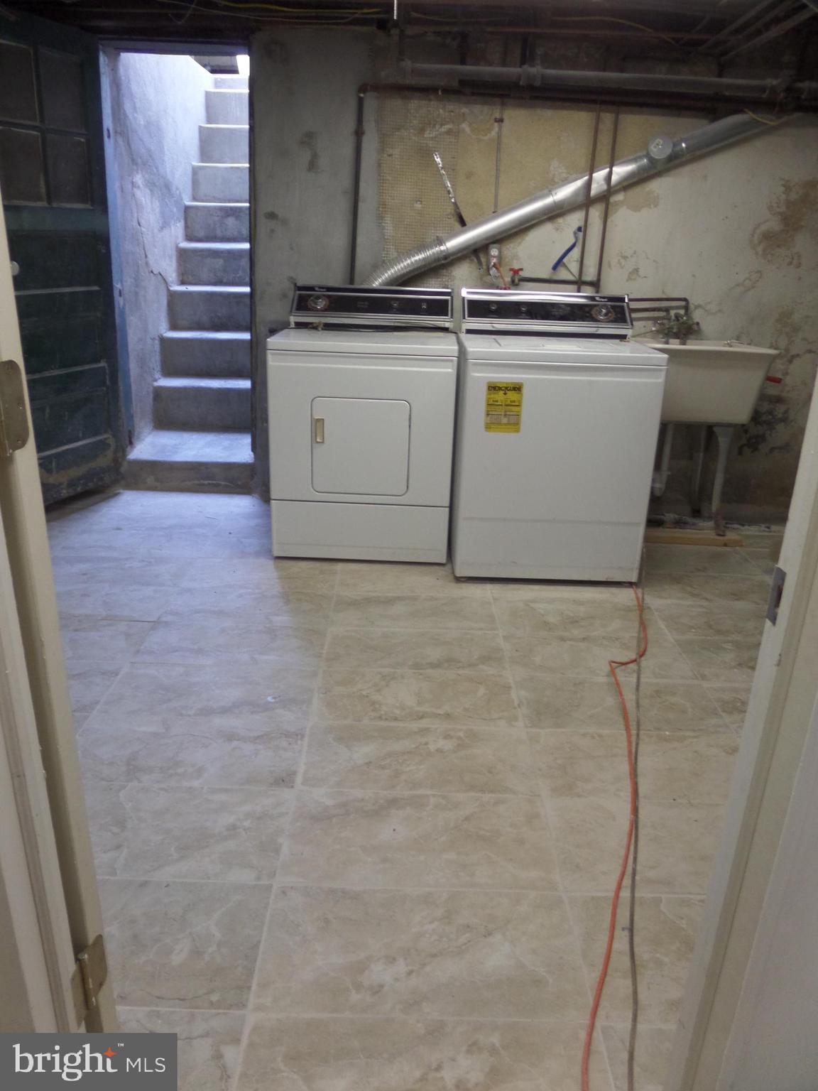 ROWLAND PARK - Residential