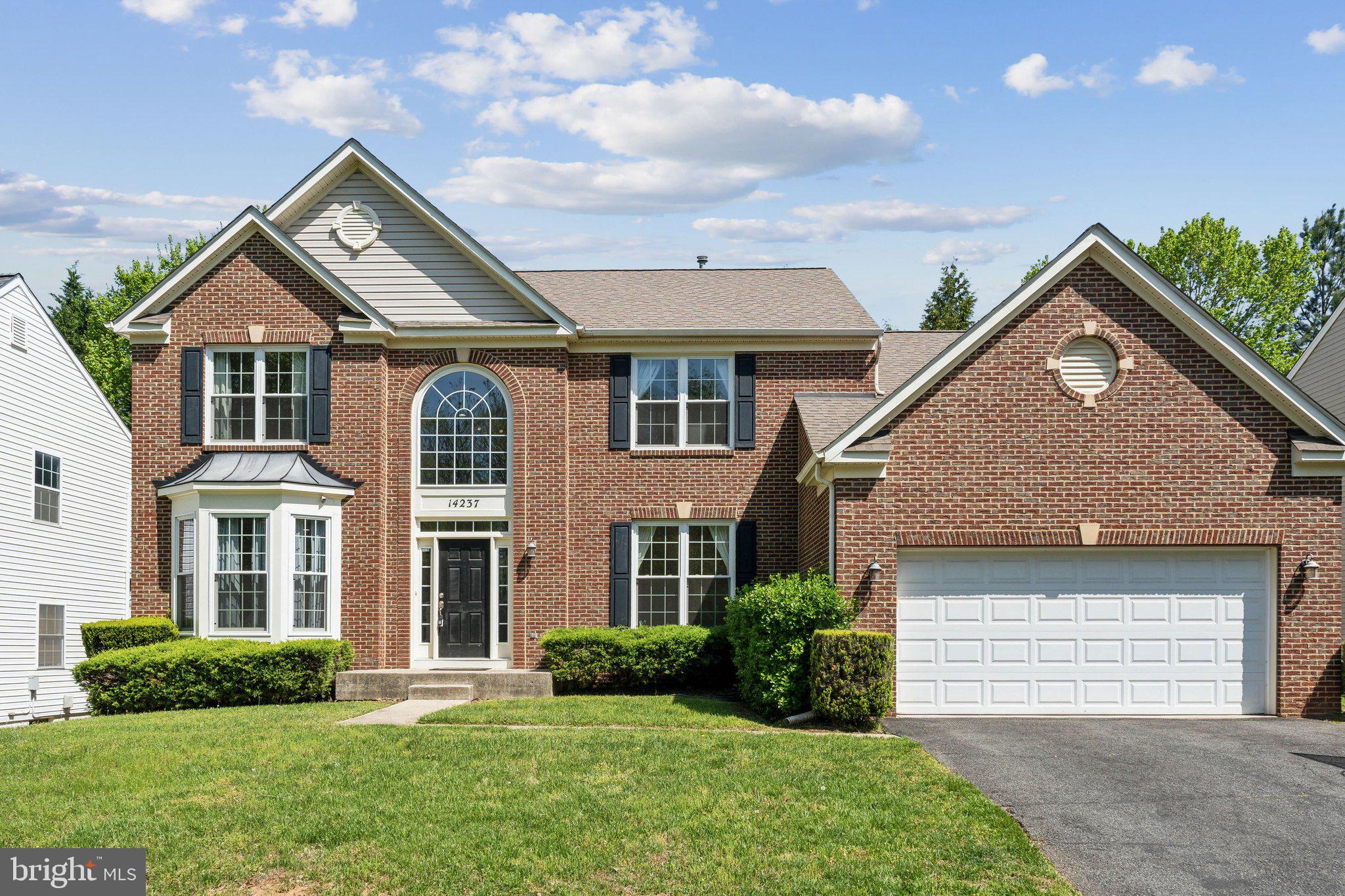 KINGS CROSSING - Residential