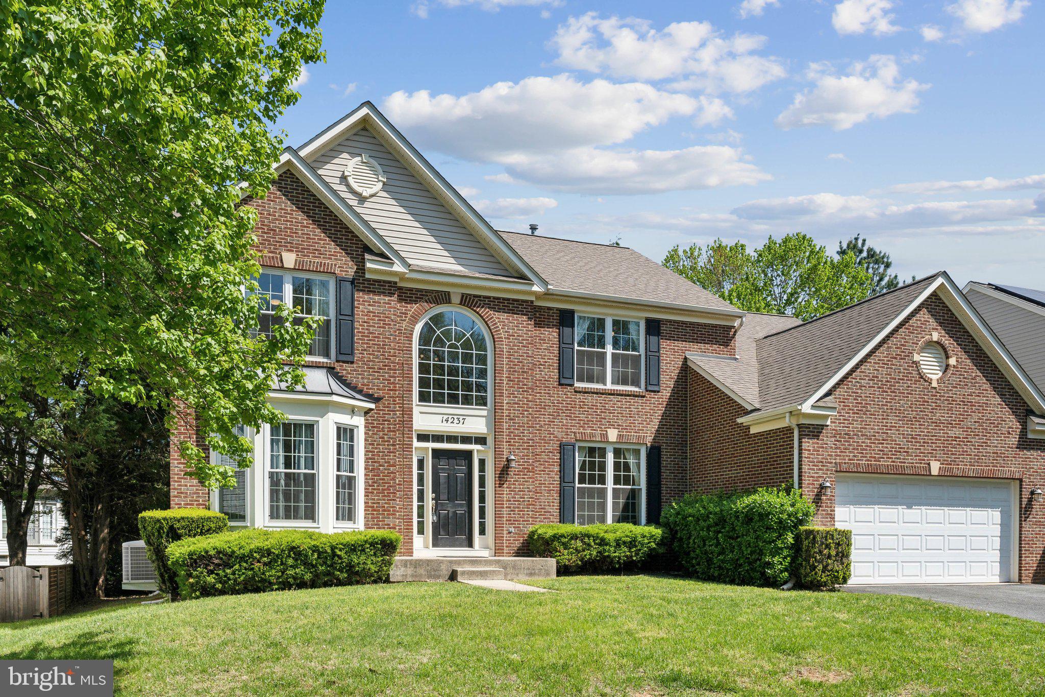 KINGS CROSSING - Residential