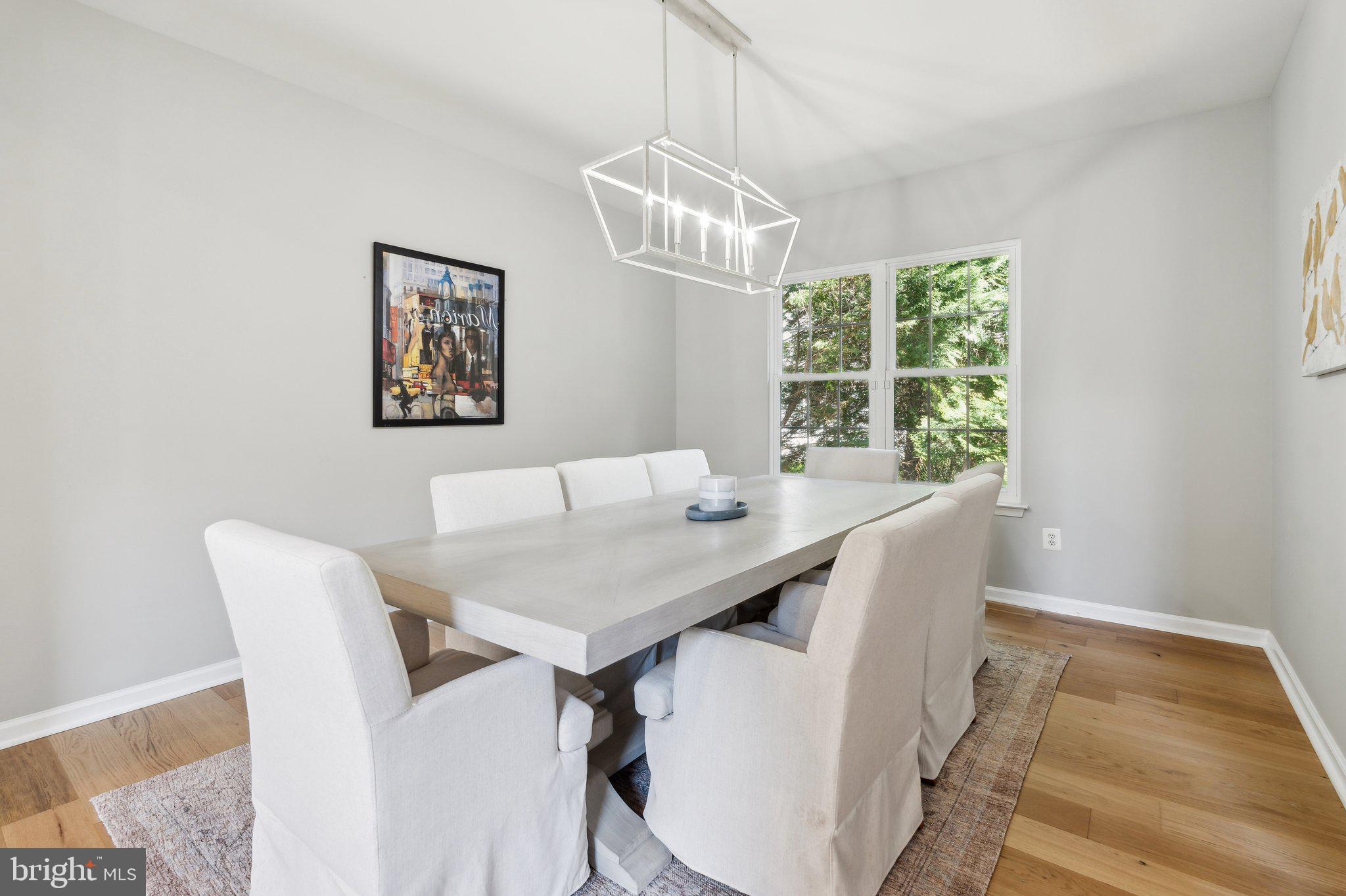 KINGS CROSSING - Residential