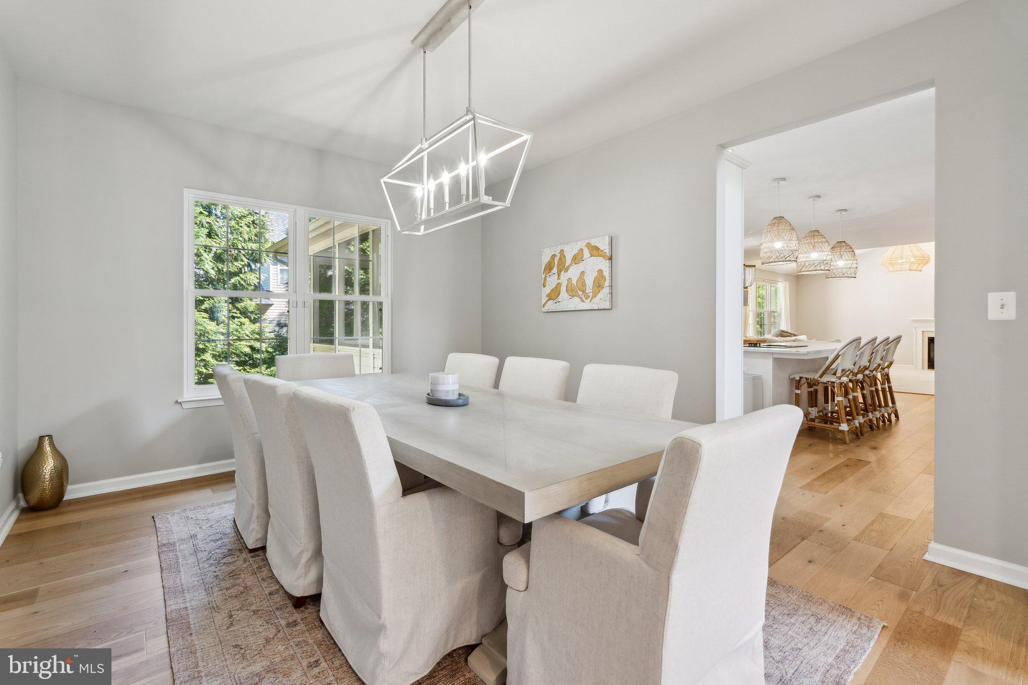 KINGS CROSSING - Residential