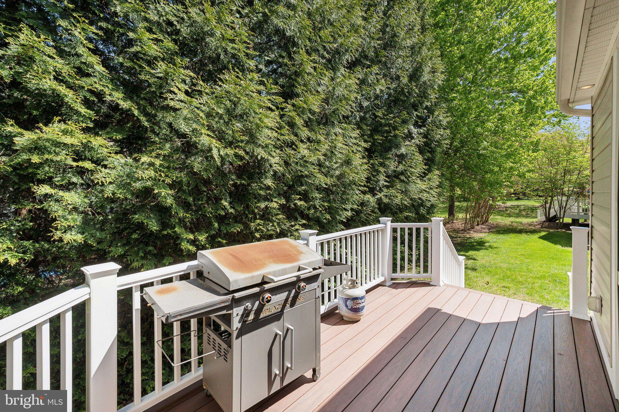 KINGS CROSSING - Residential