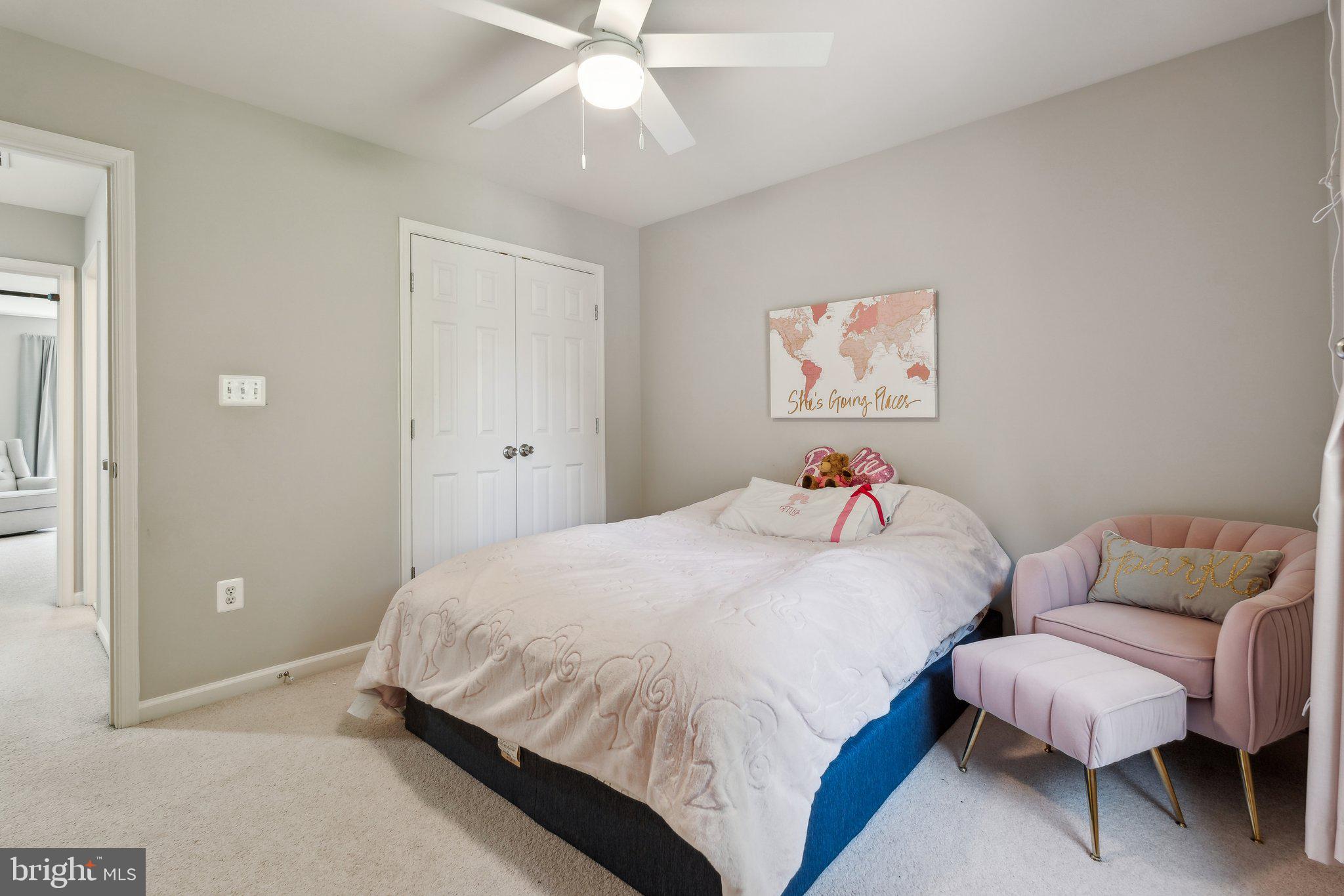 KINGS CROSSING - Residential