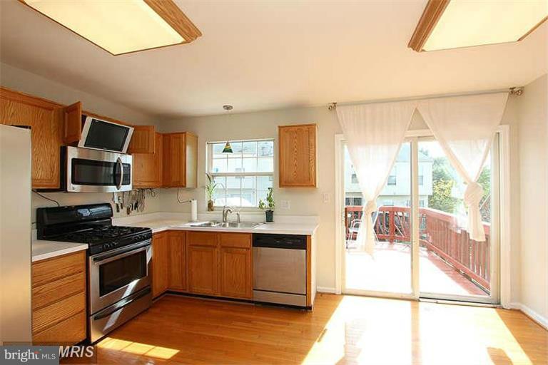 CENTRE RIDGE LAND BAY - Residential Lease