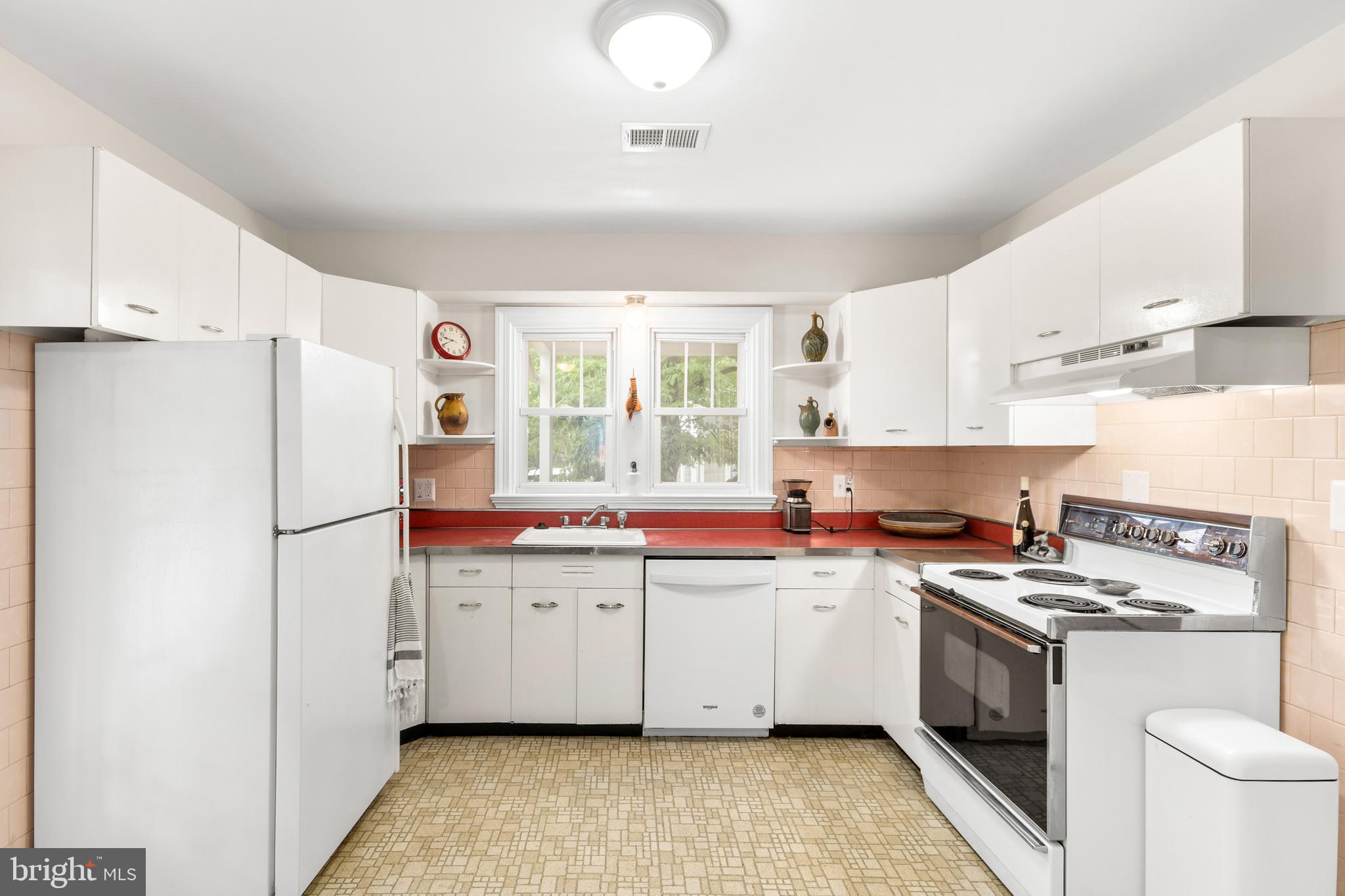 BRIGADOON - Residential