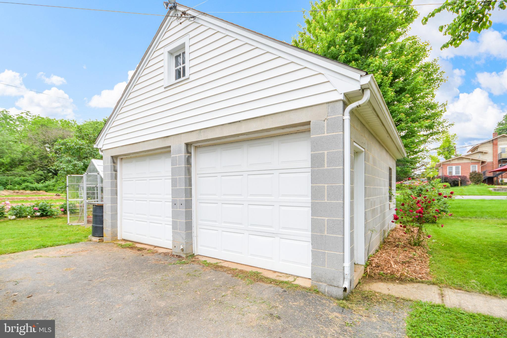 BRIGADOON - Residential